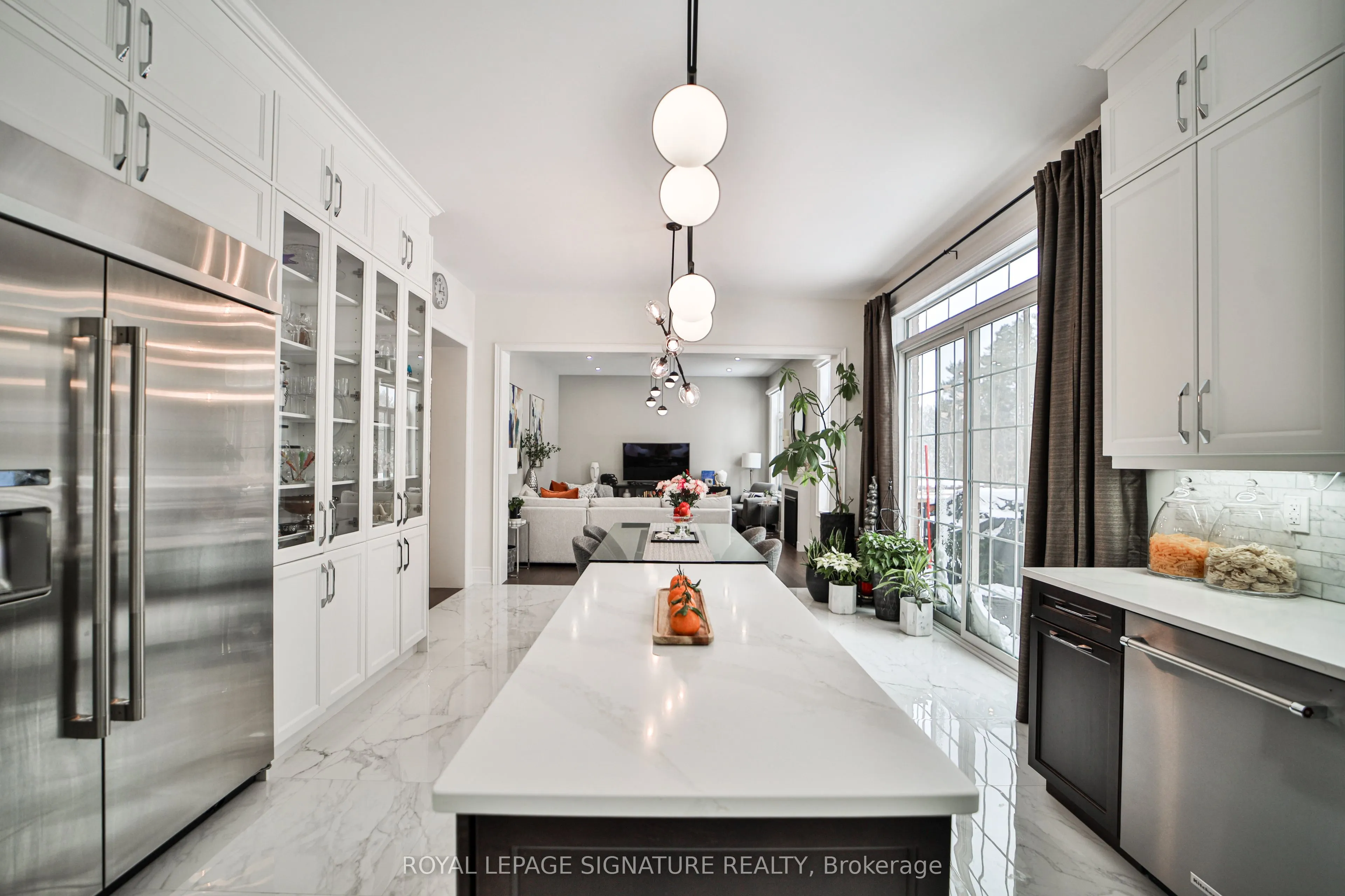 27 Moreau Way