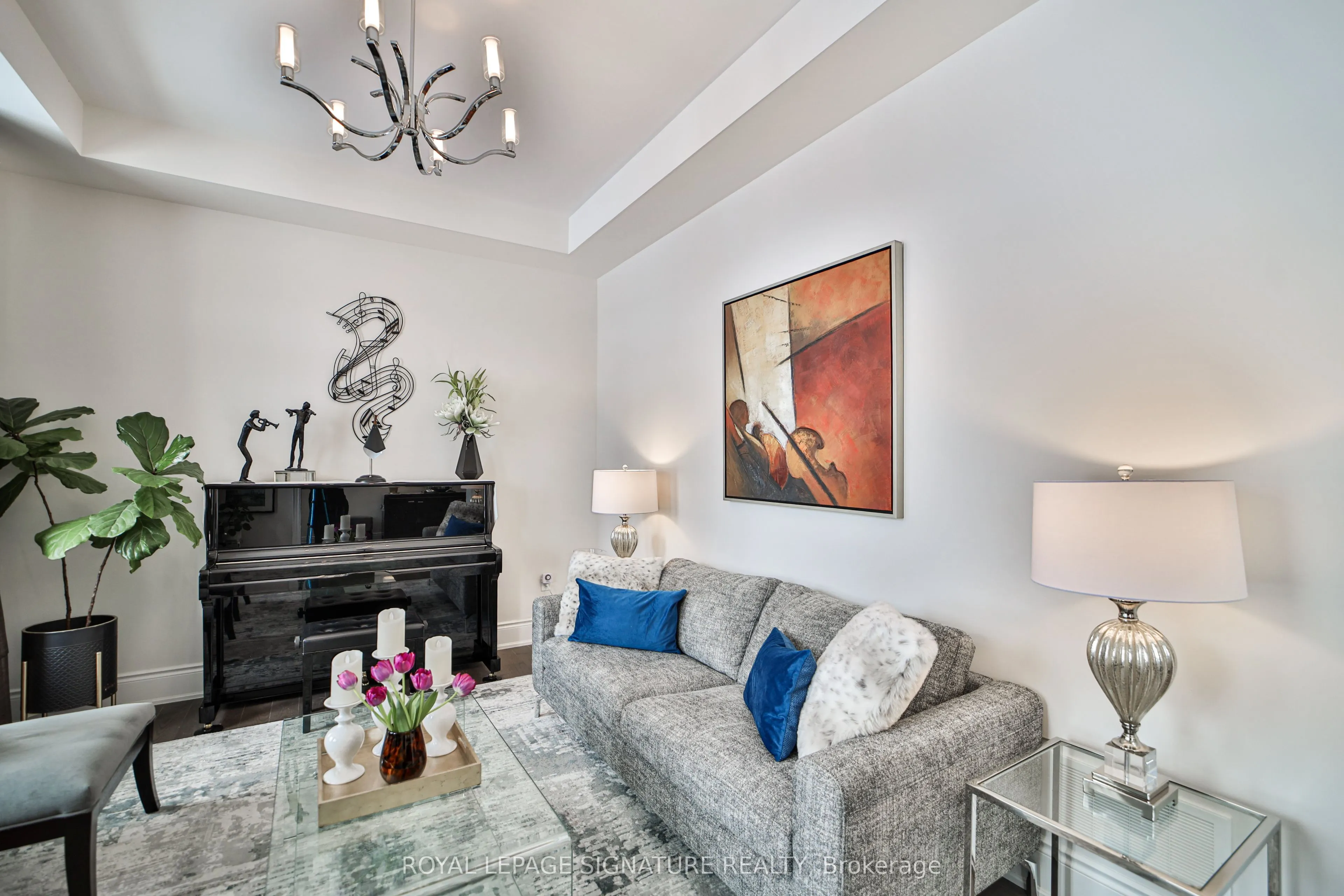 27 Moreau Way