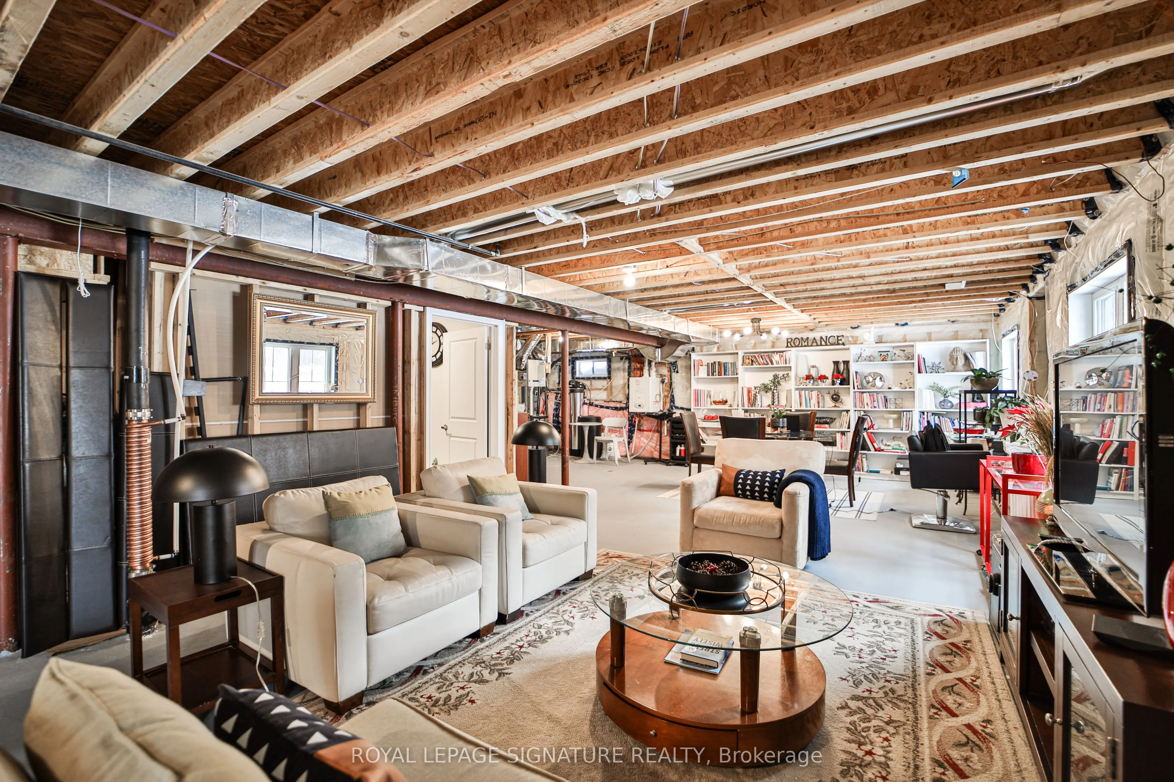 27 Moreau Way