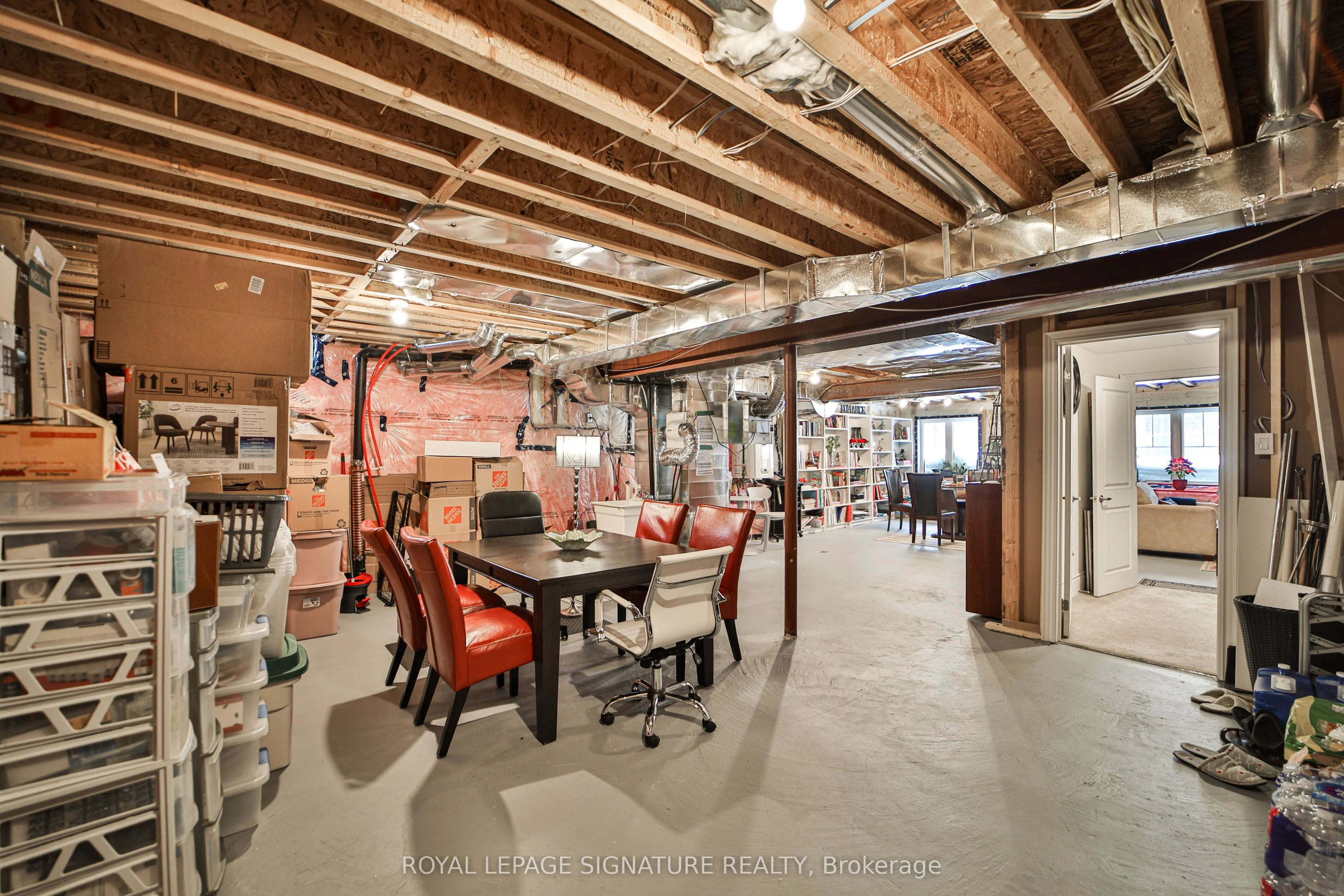 27 Moreau Way