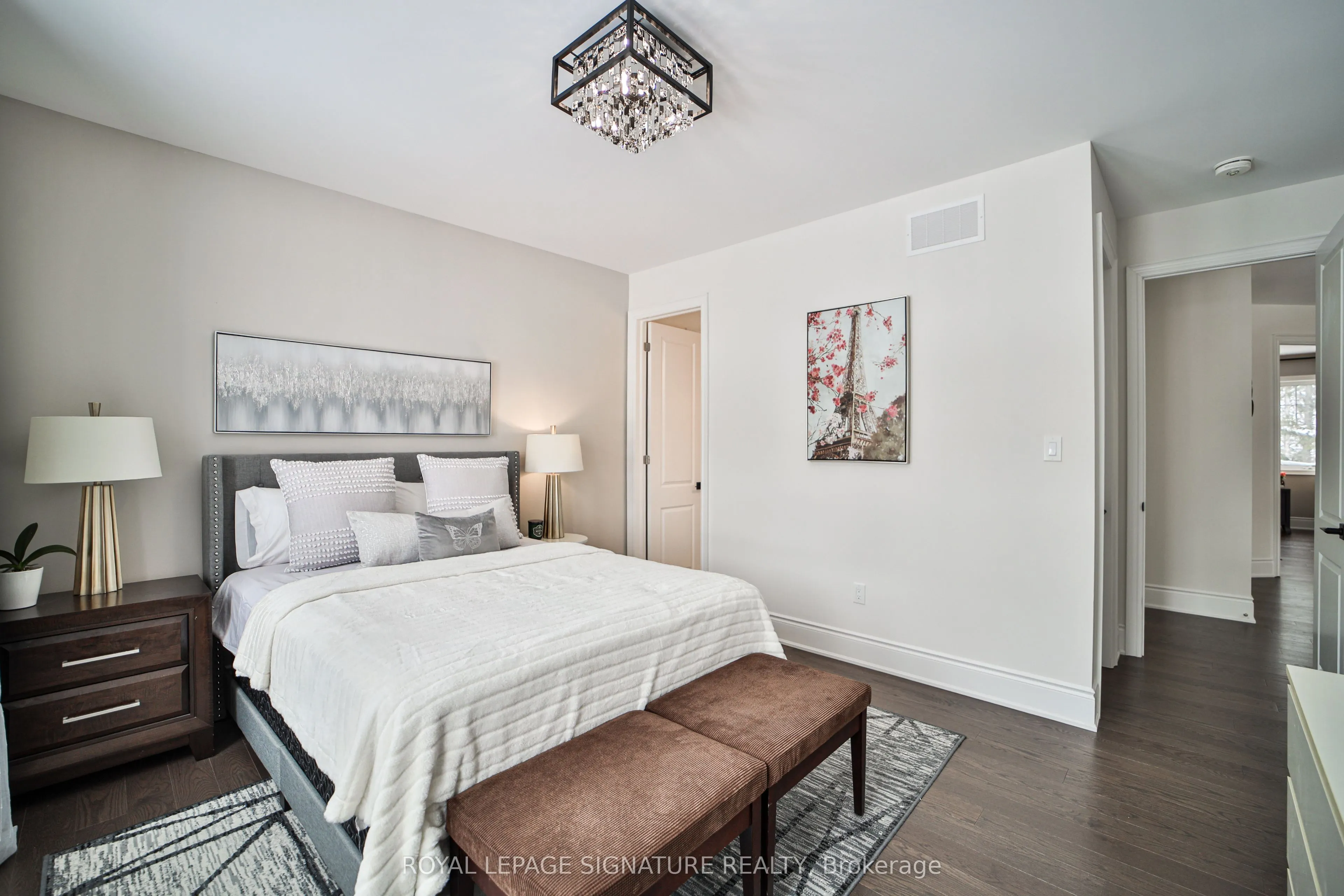 27 Moreau Way