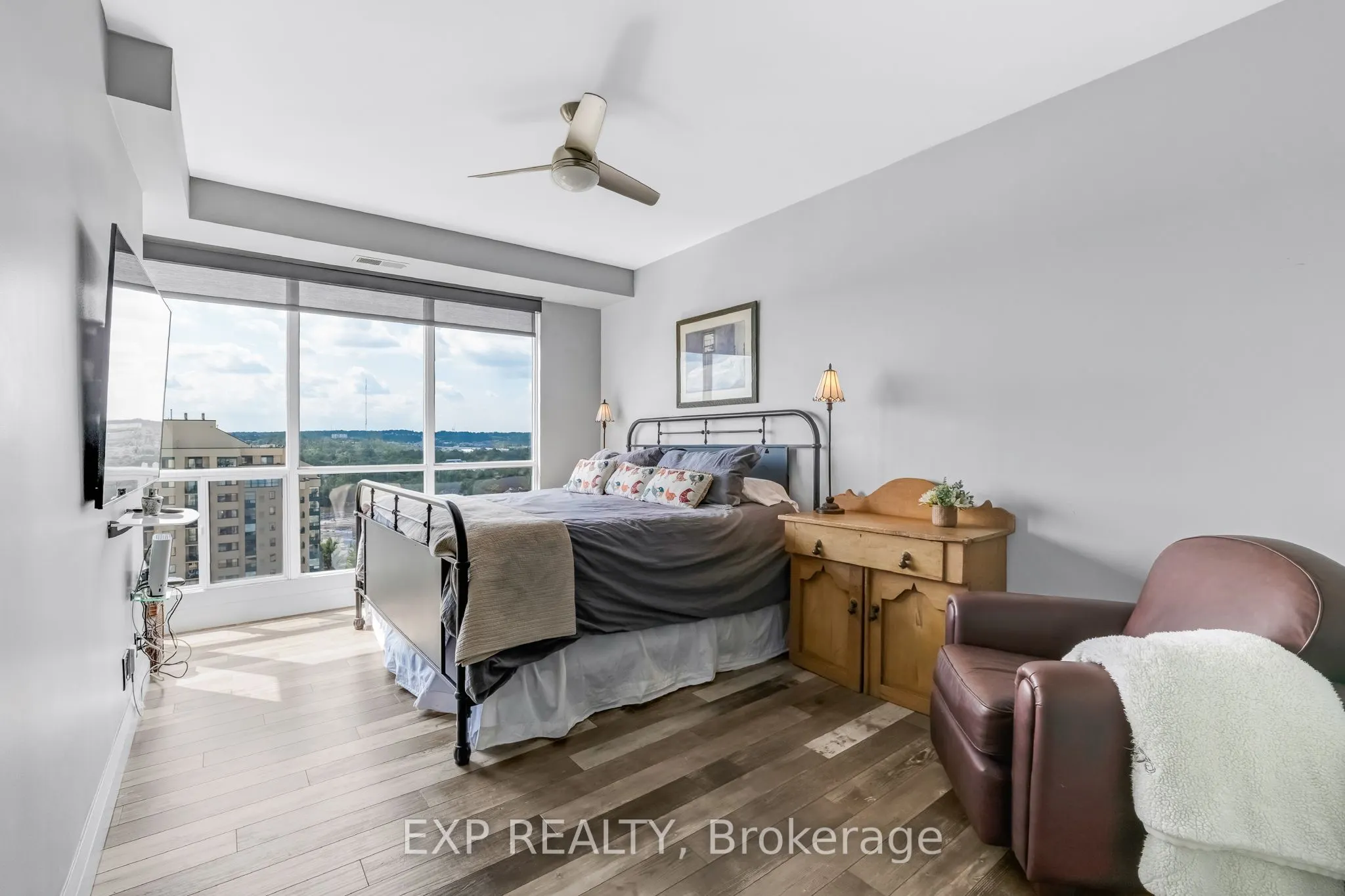 65 Ellen Street, #1702