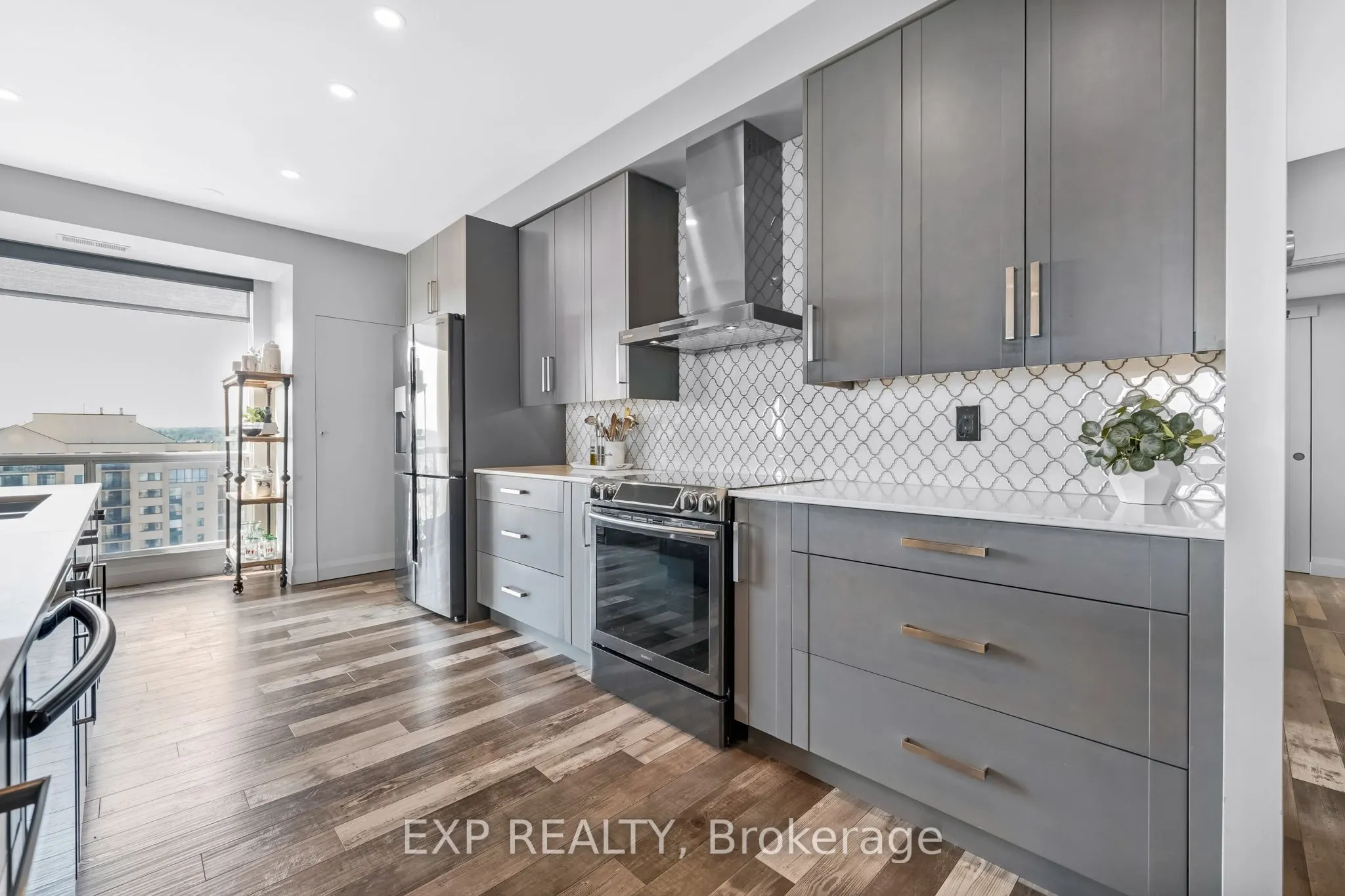 65 Ellen Street, #1702