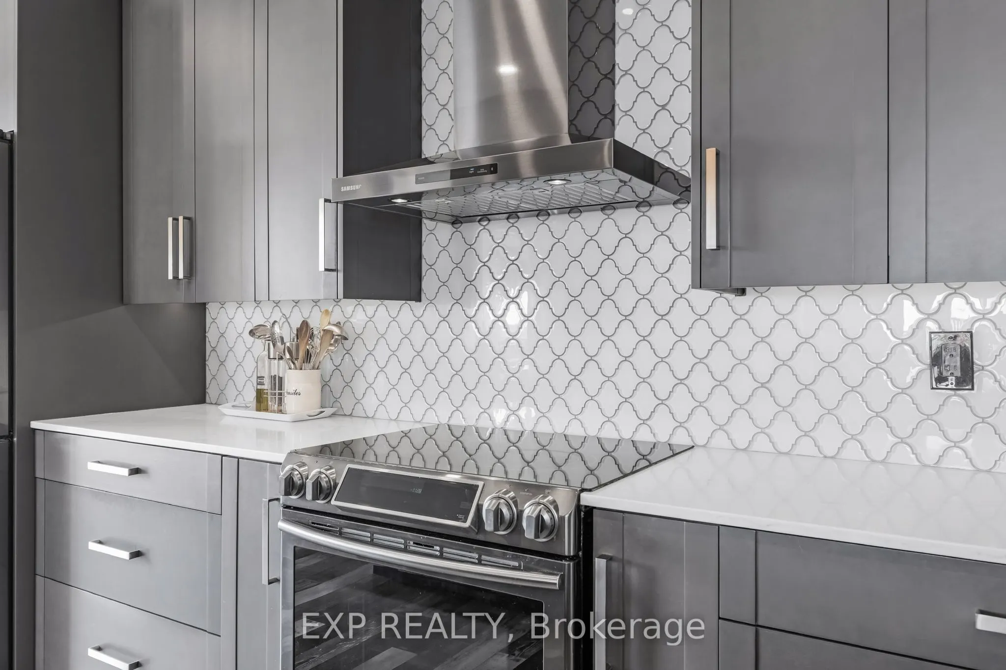 65 Ellen Street, #1702