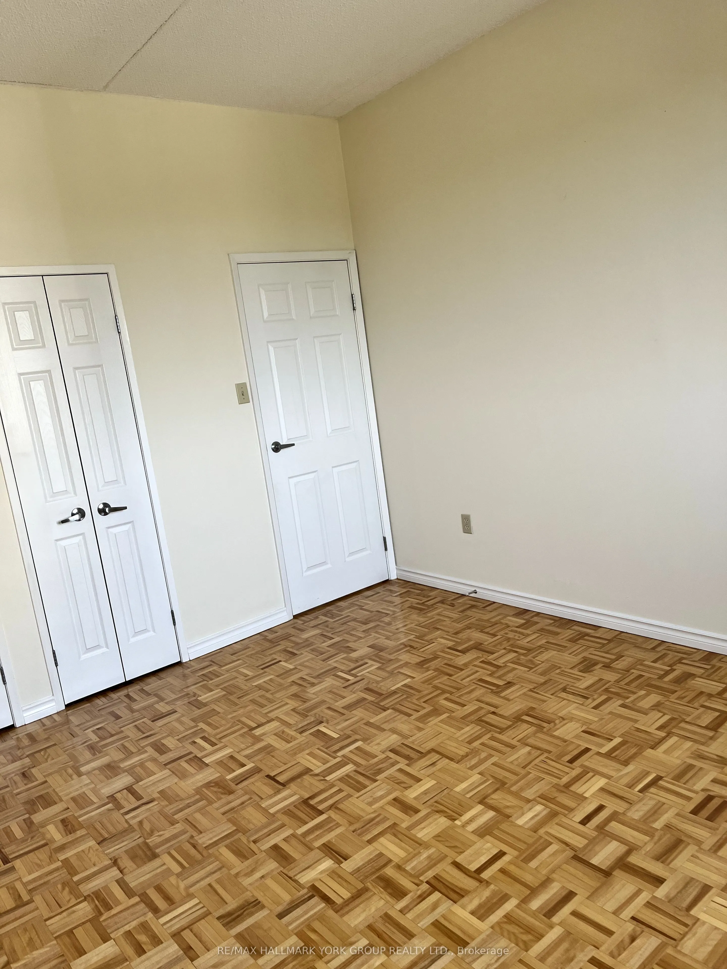 262 Rose Street, #705
