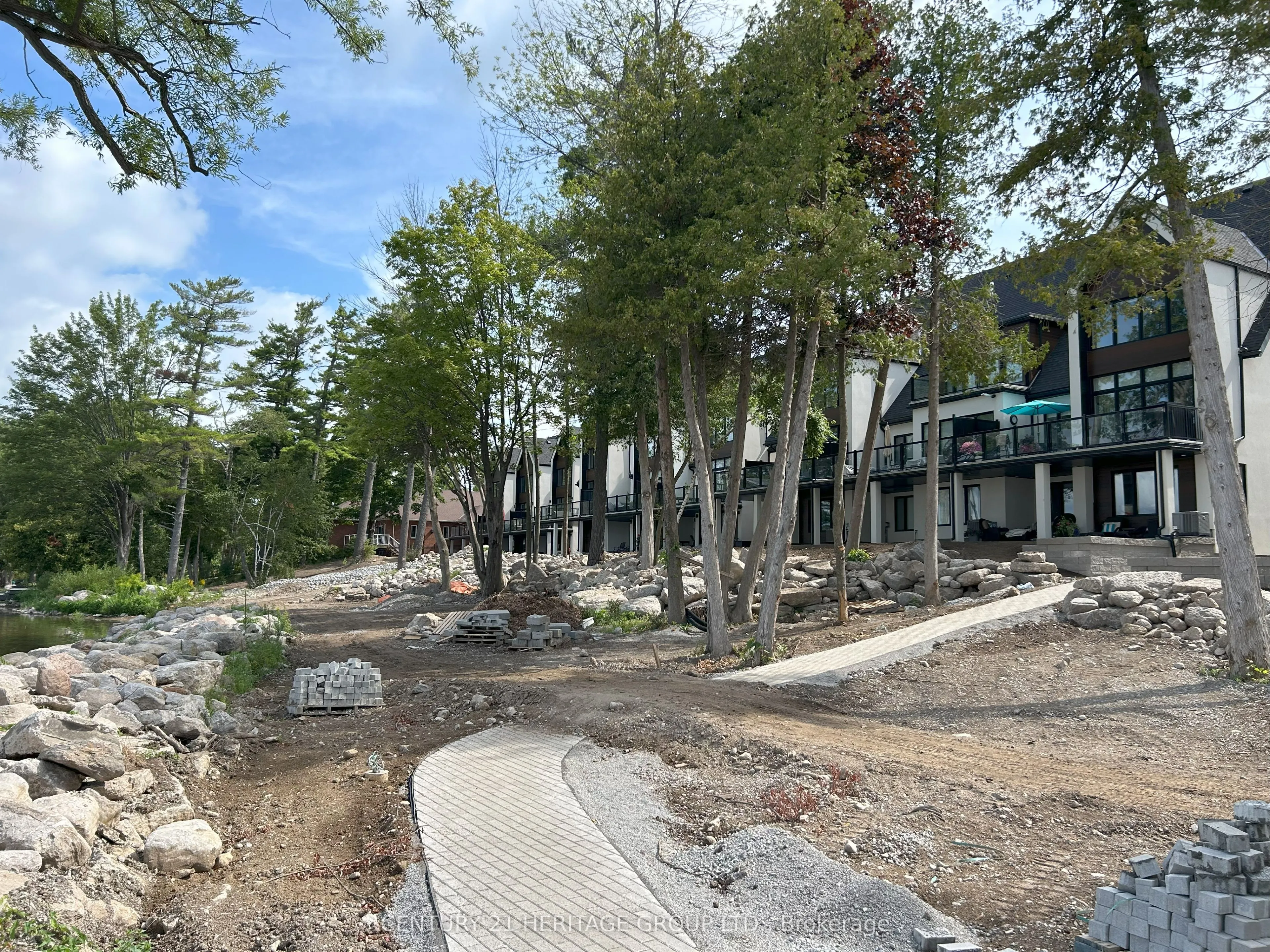 44 Ruby Crescent