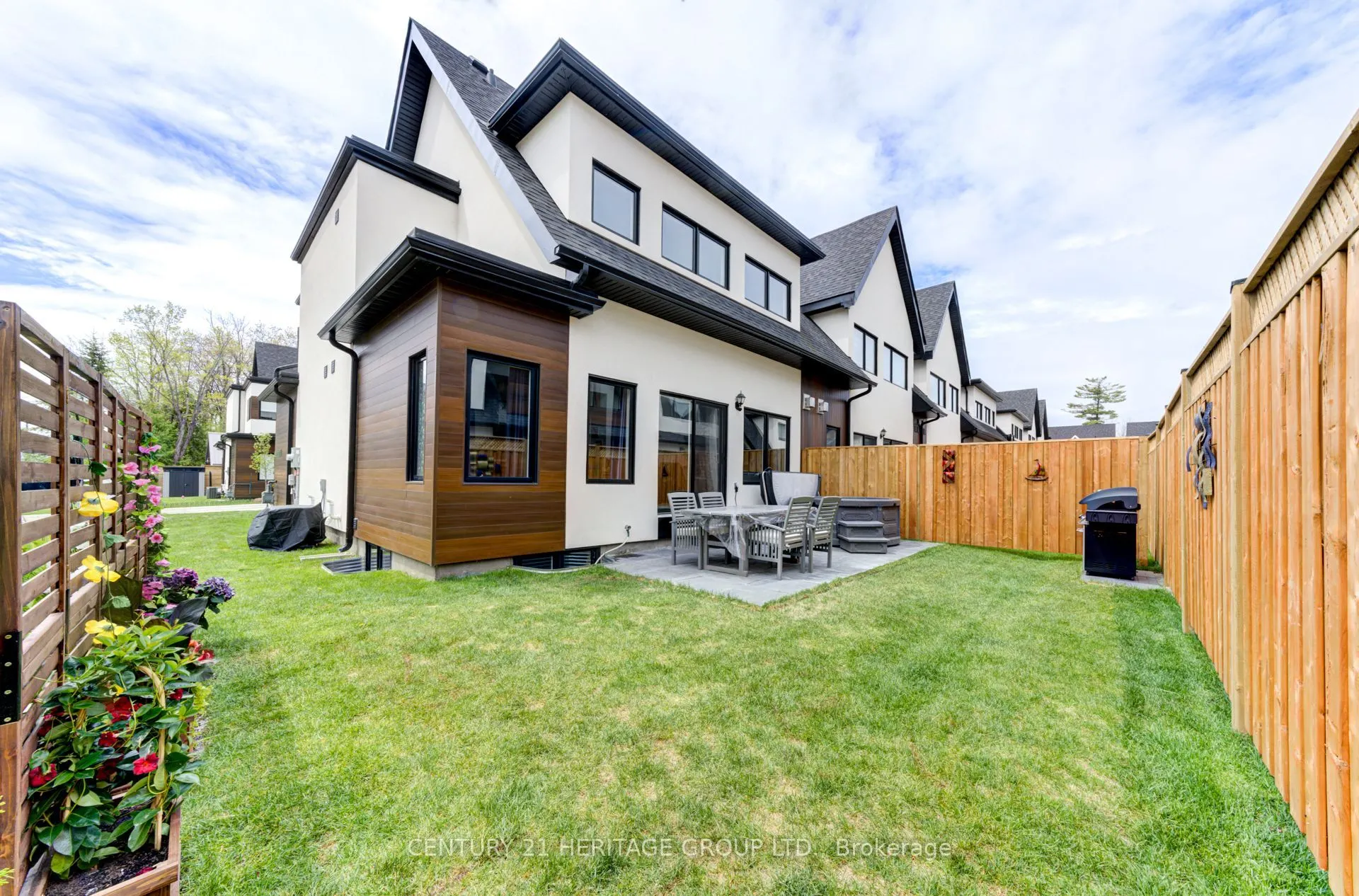 44 Ruby Crescent