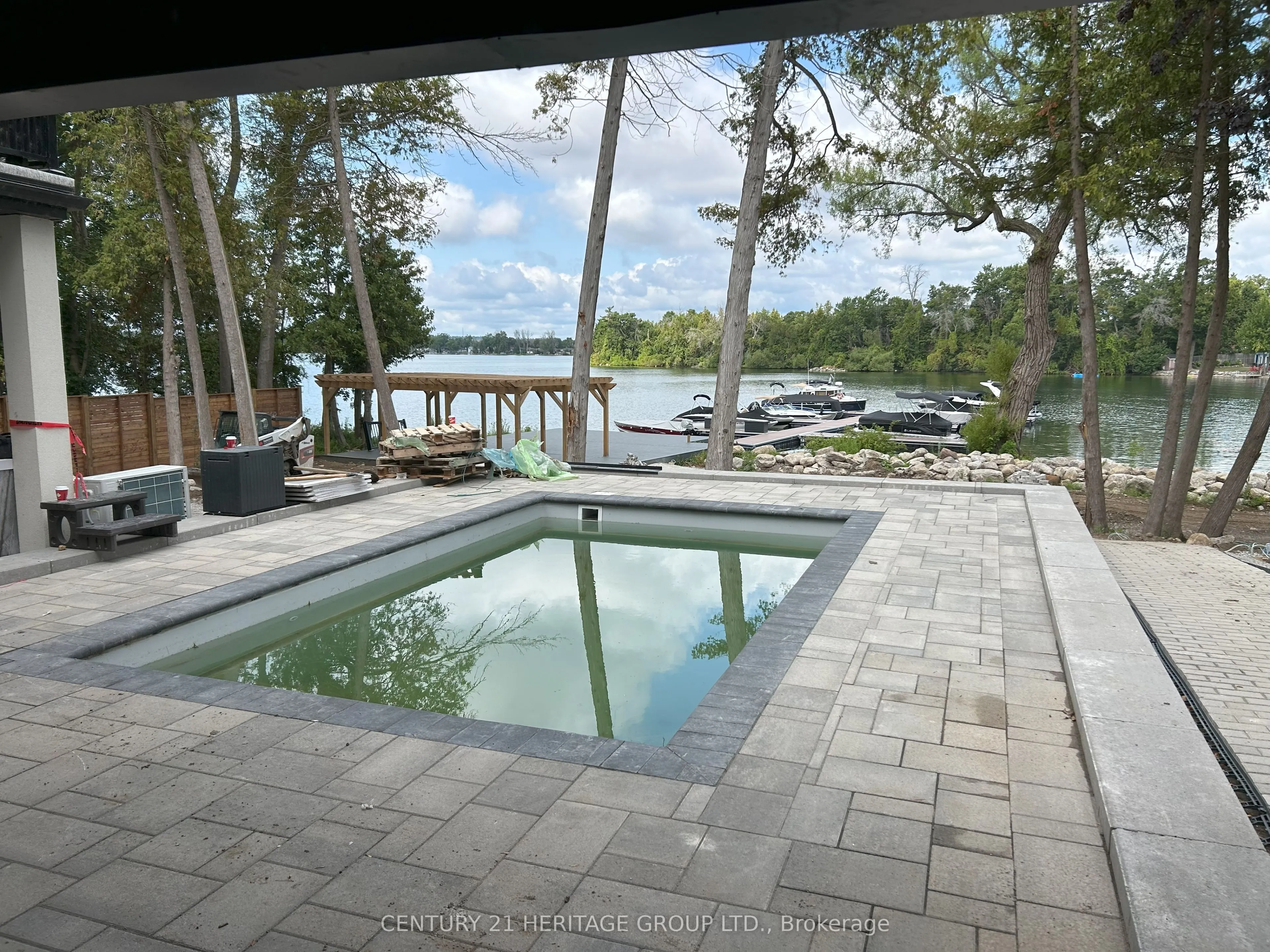 44 Ruby Crescent