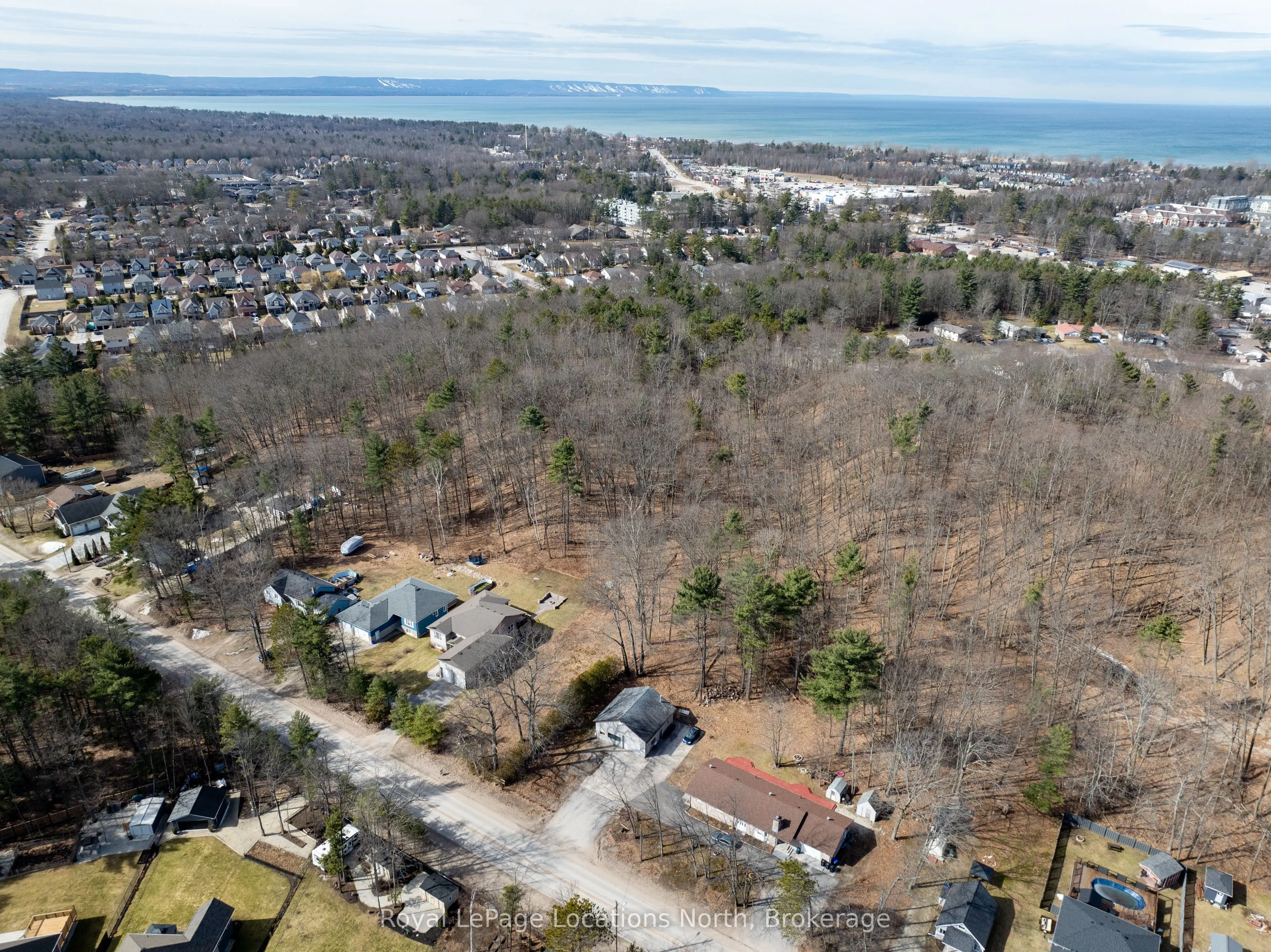 198 GOLF COURSE Road