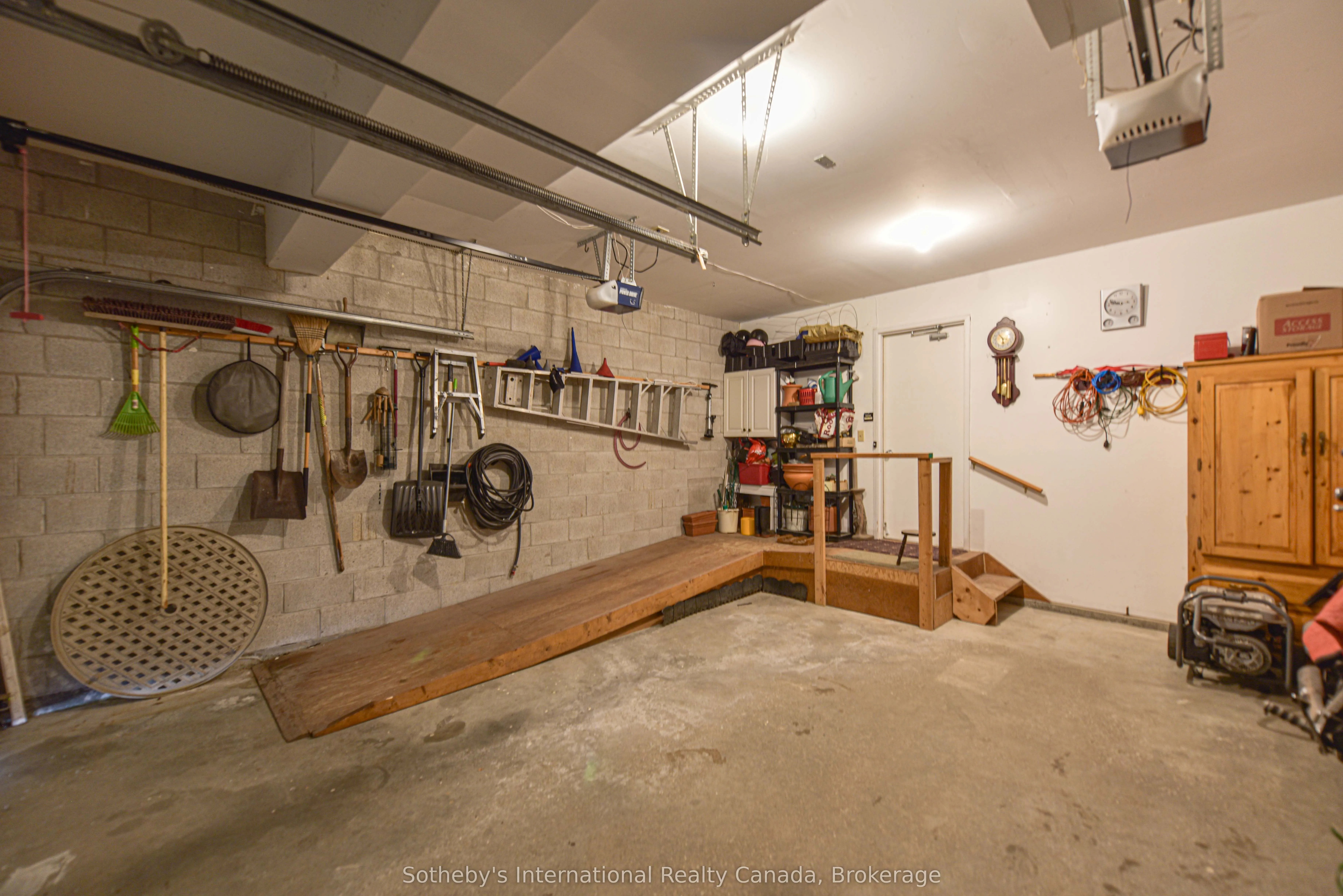 10 MUSEUM Drive, #104