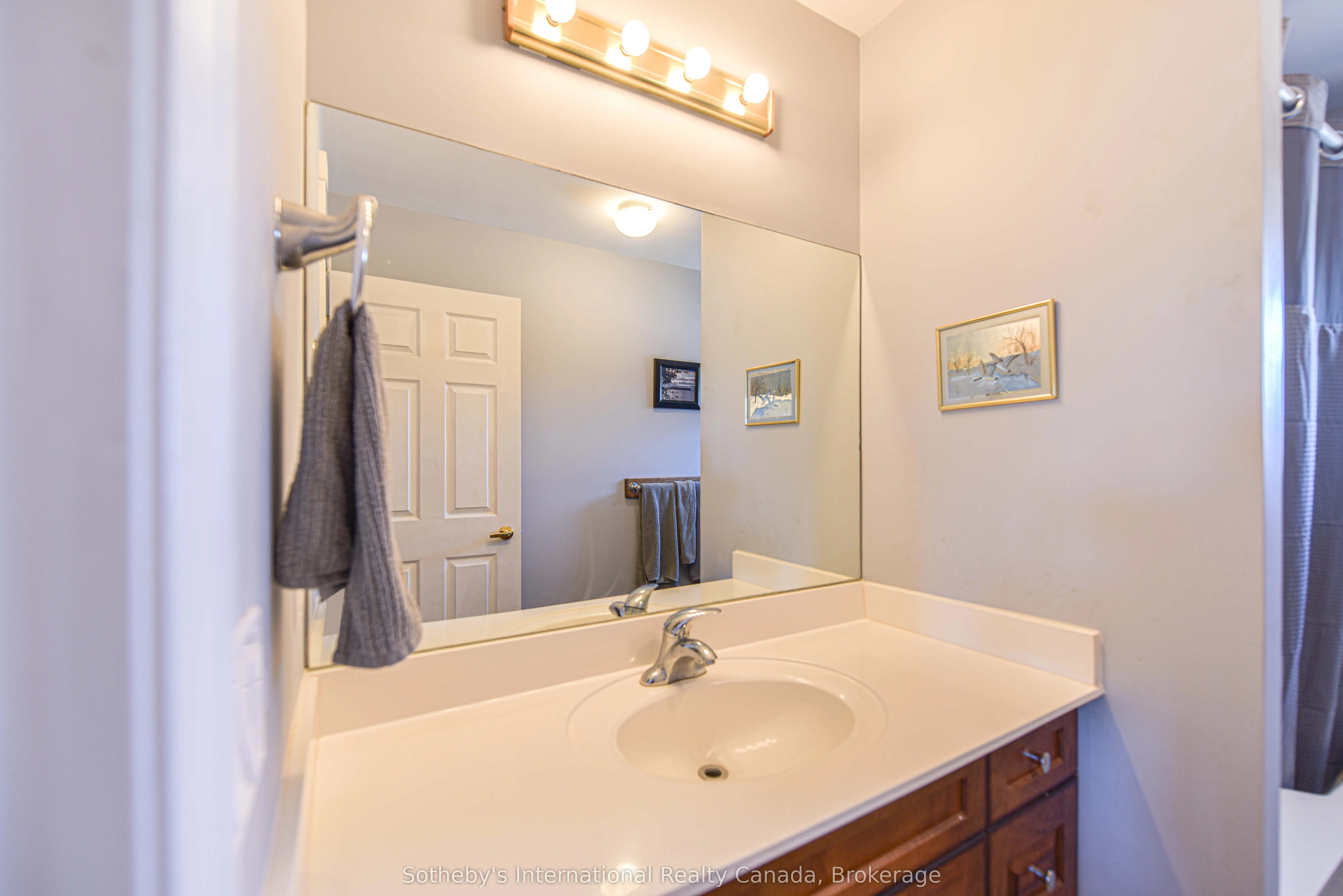 10 MUSEUM Drive, #104