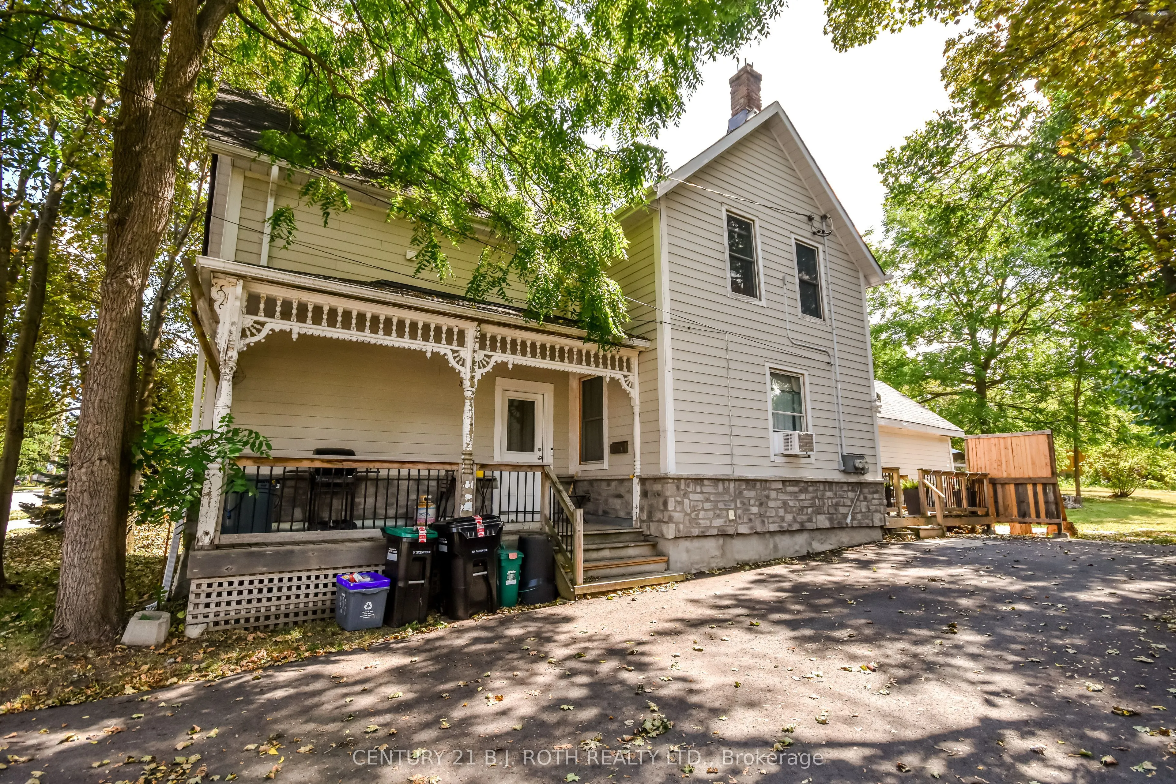 57 Penetang Street