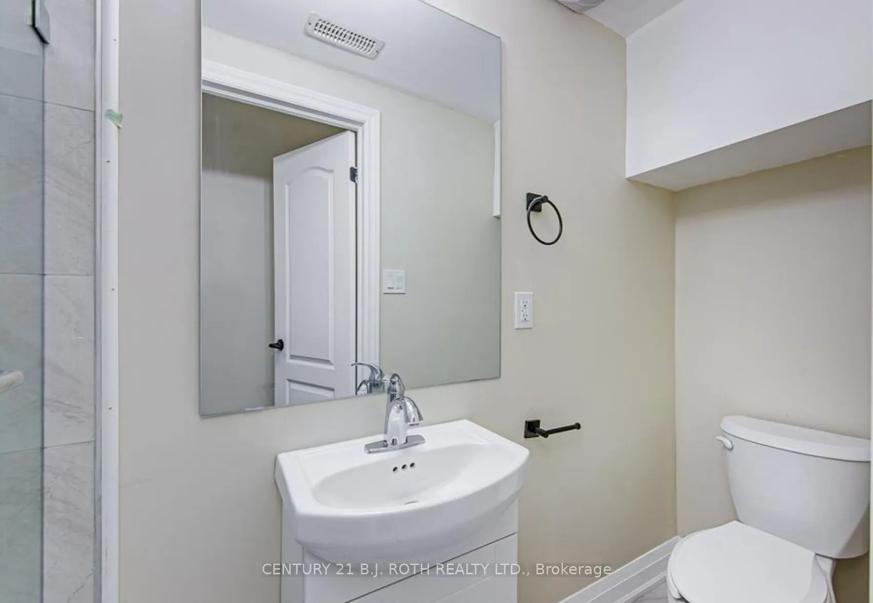 98 Peel Street, #1