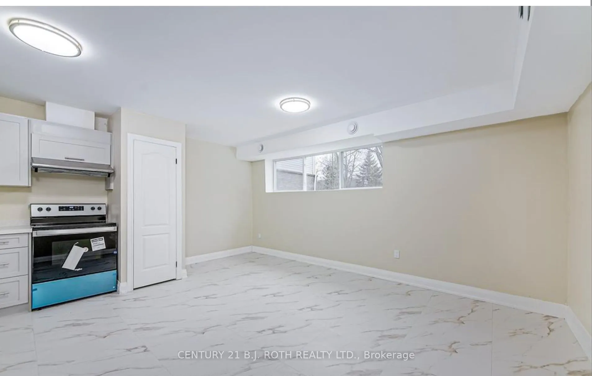 98 Peel Street, #1