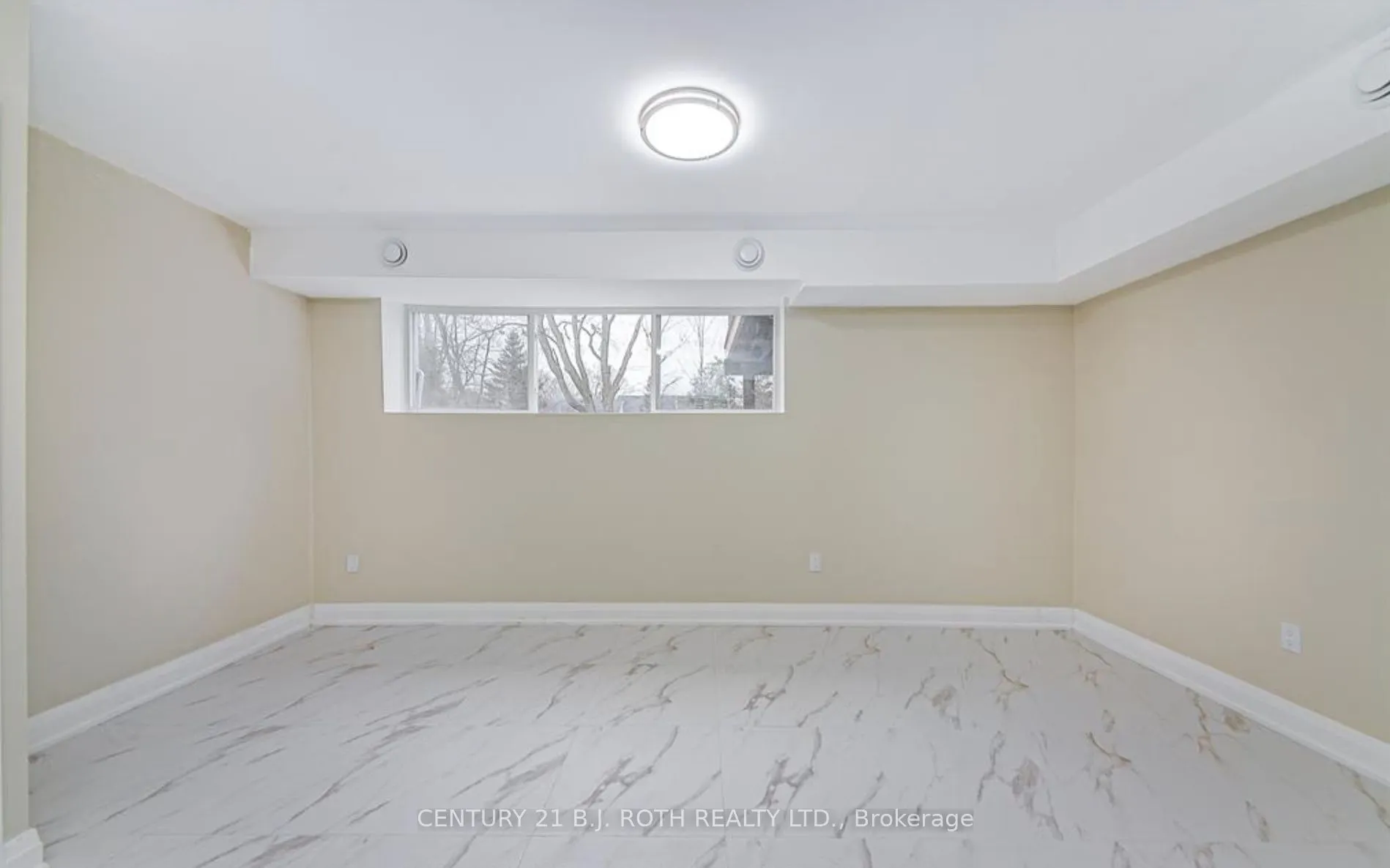 98 Peel Street, #1
