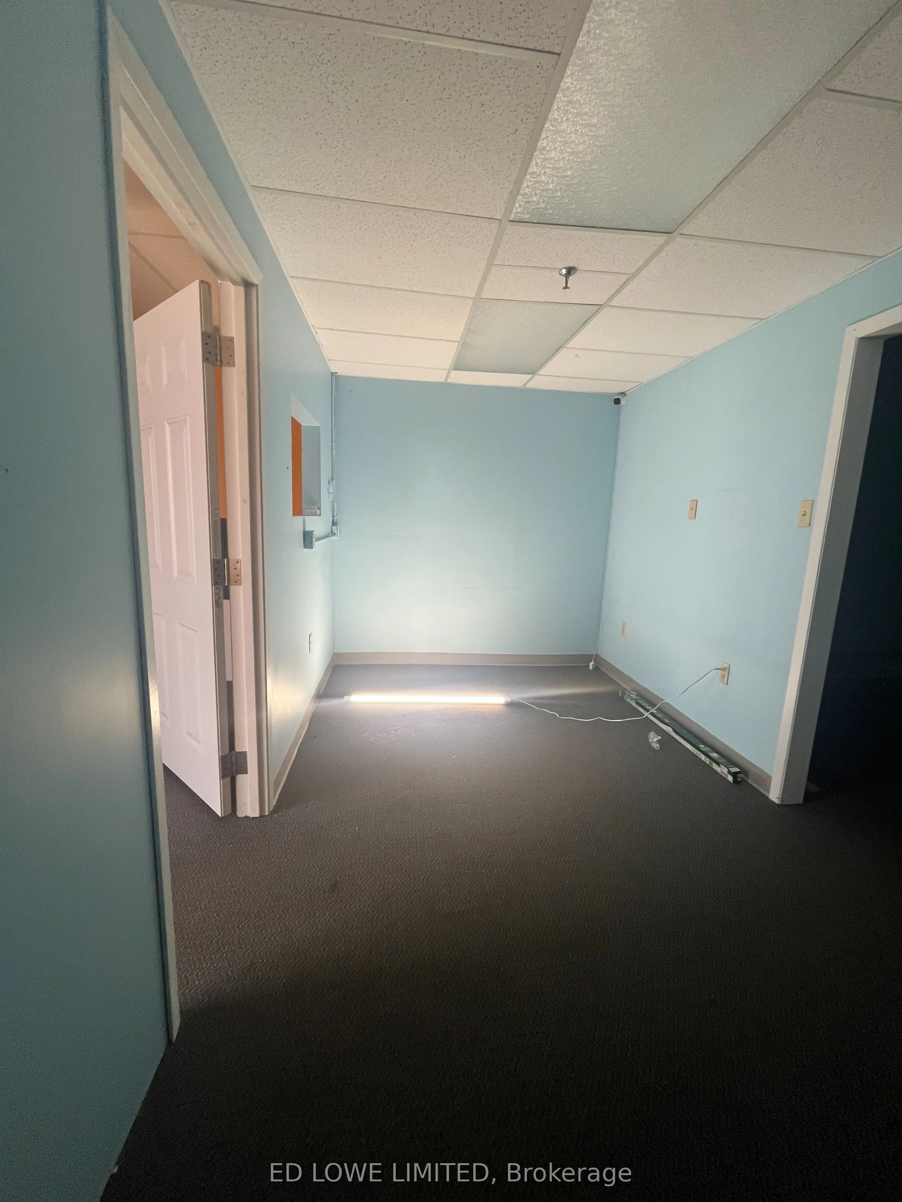 461 Dunlop Street W, #2