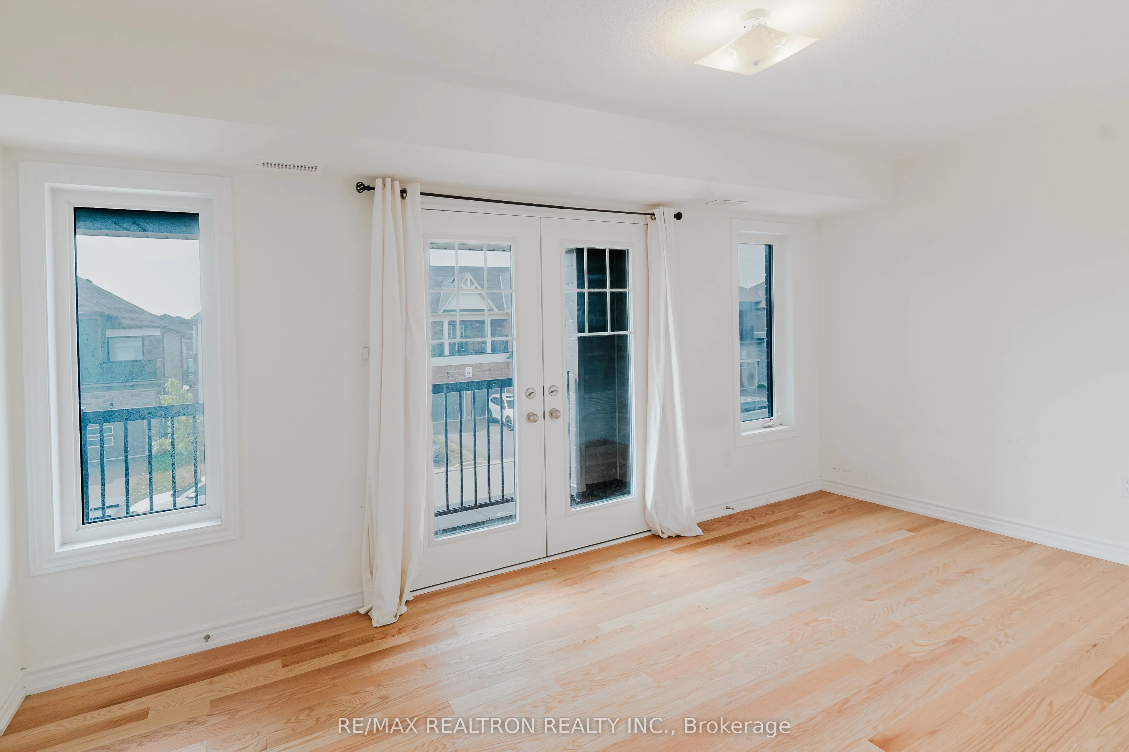 12 Bannister Road