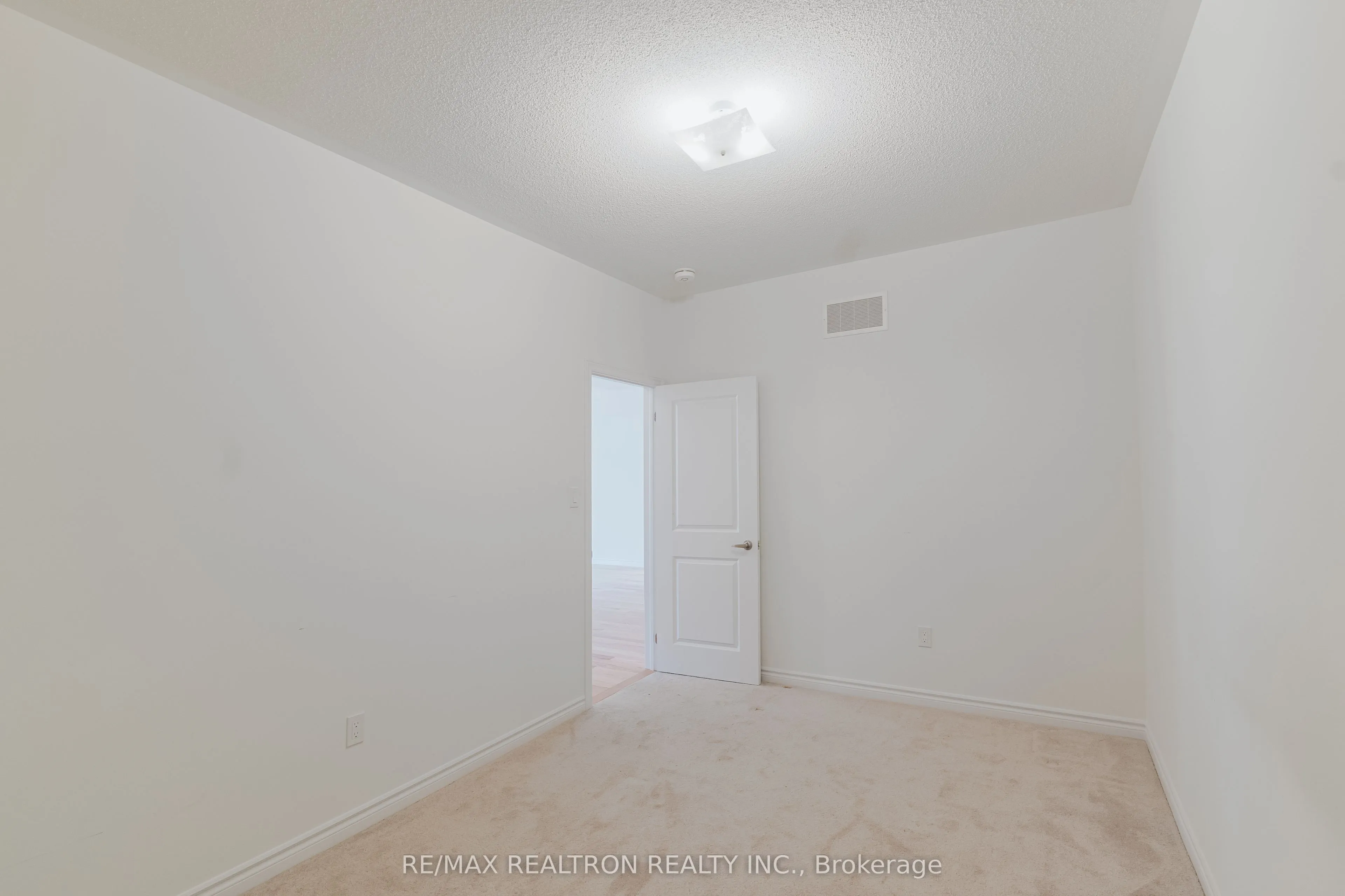 12 Bannister Road