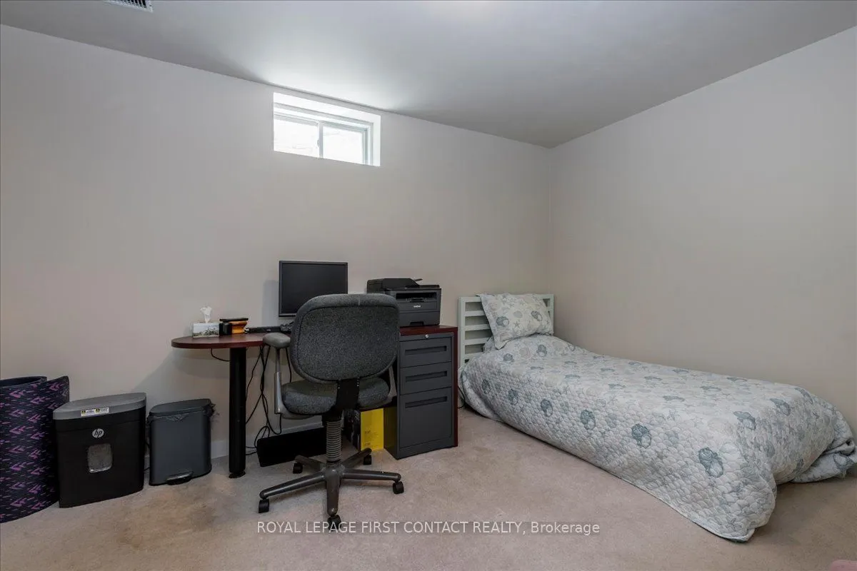 26 Kenwell Crescent