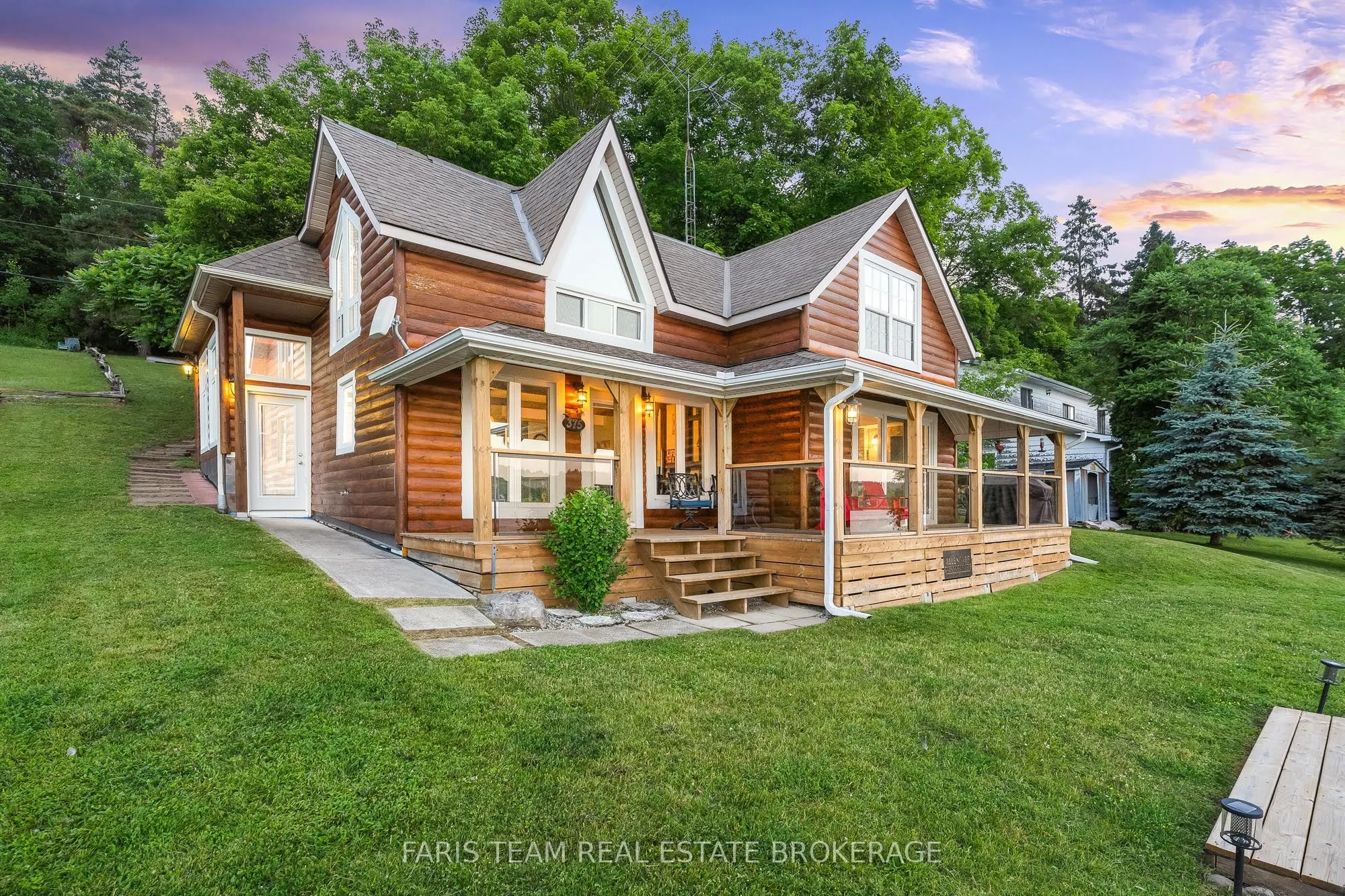 375 Champlain Road