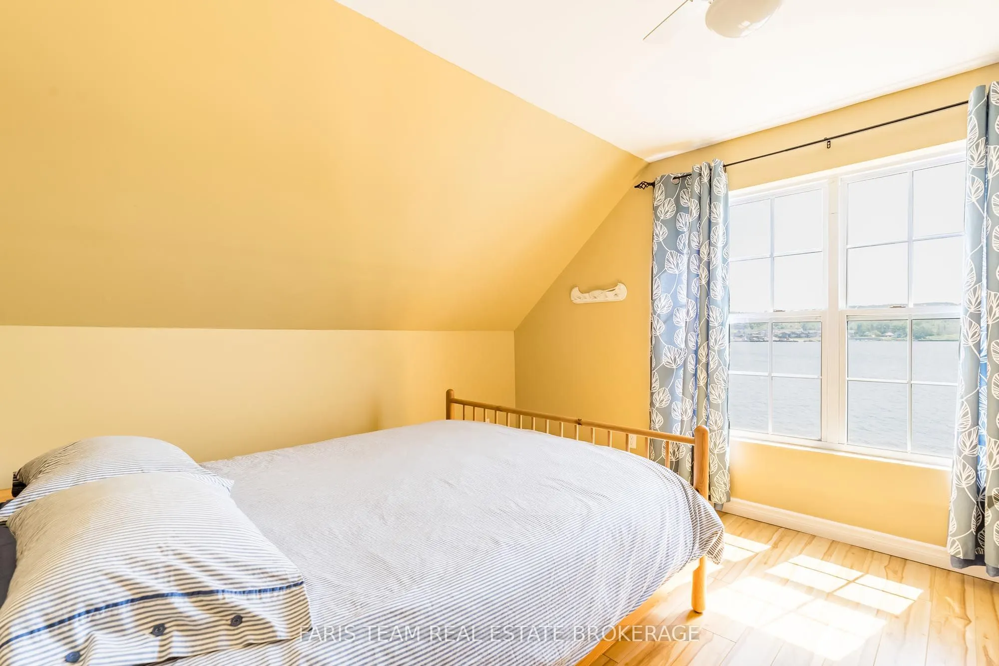 375 Champlain Road
