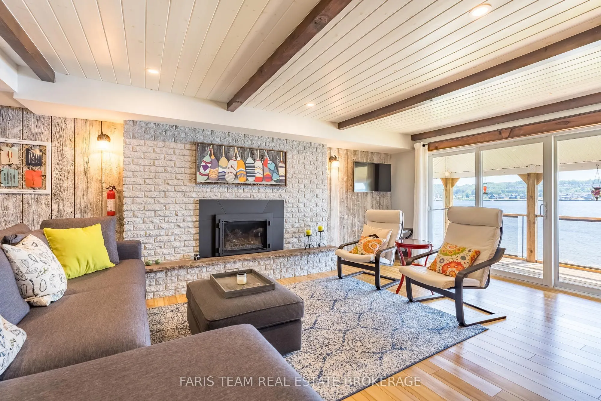 375 Champlain Road