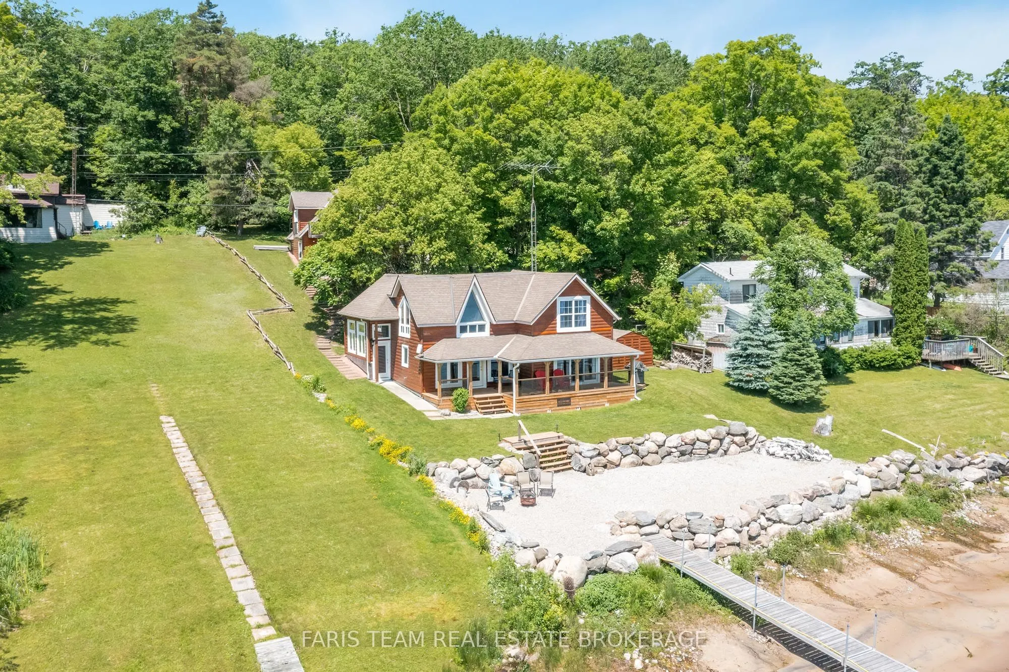375 Champlain Road