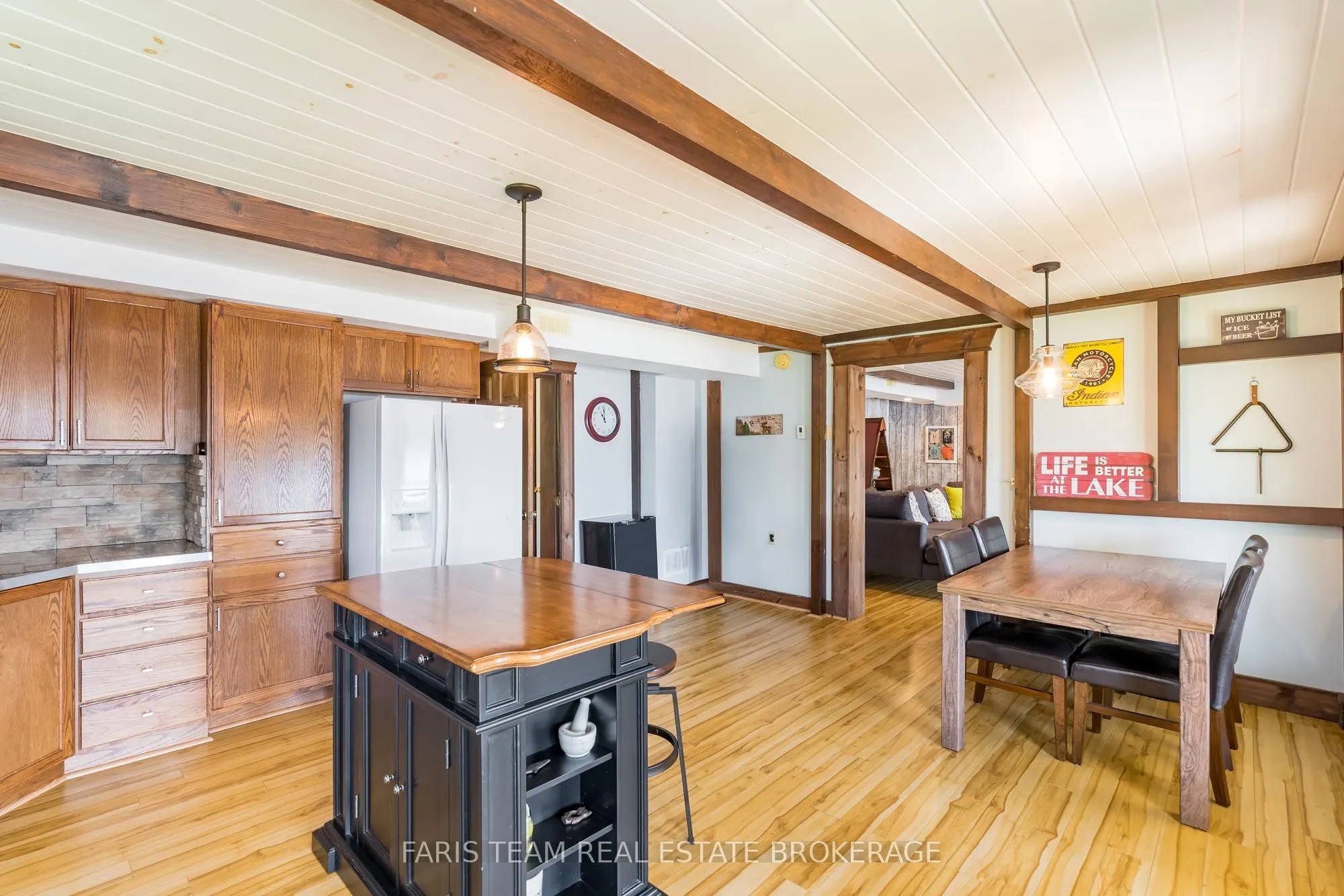 375 Champlain Road