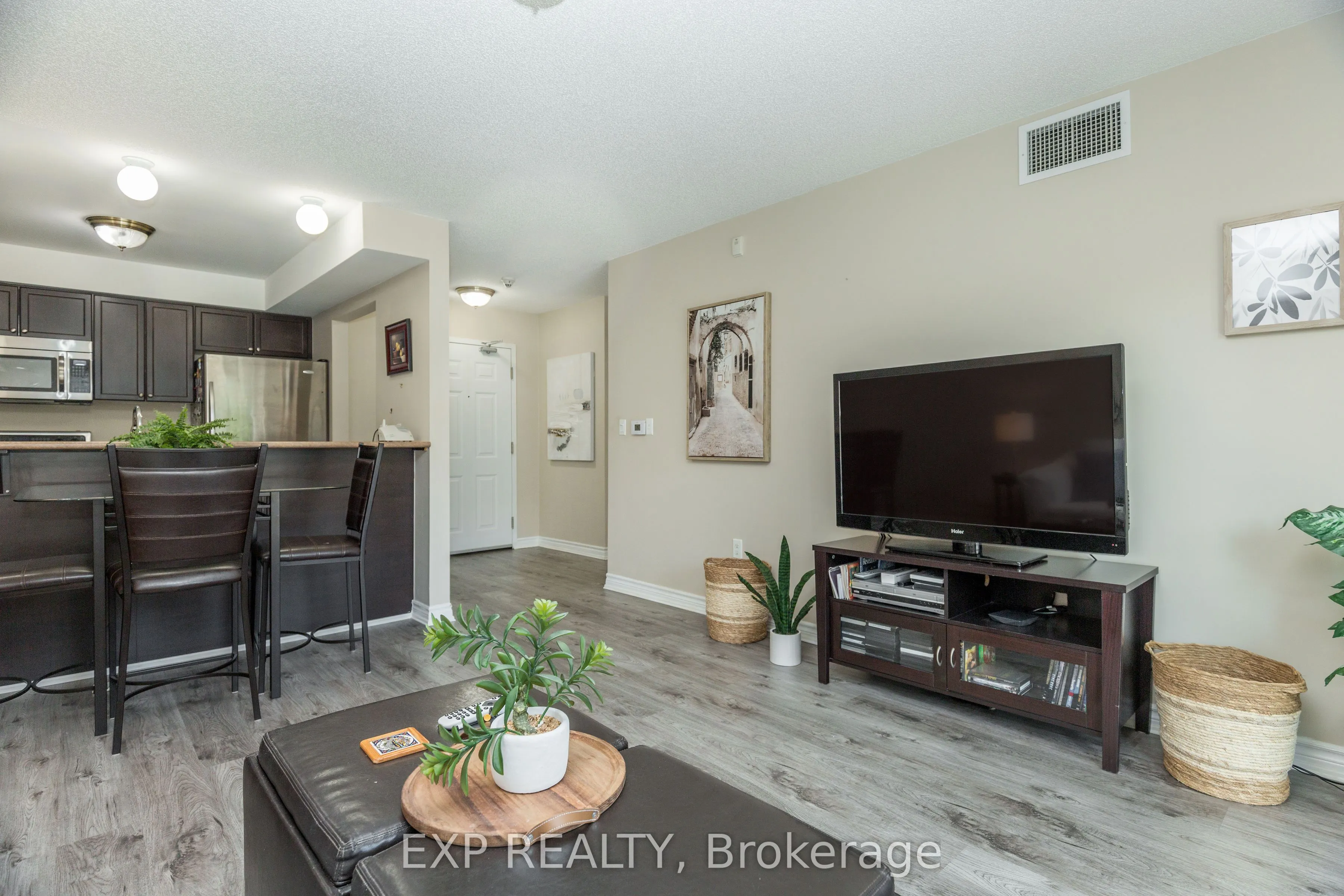 39 Coulter Street, #18
