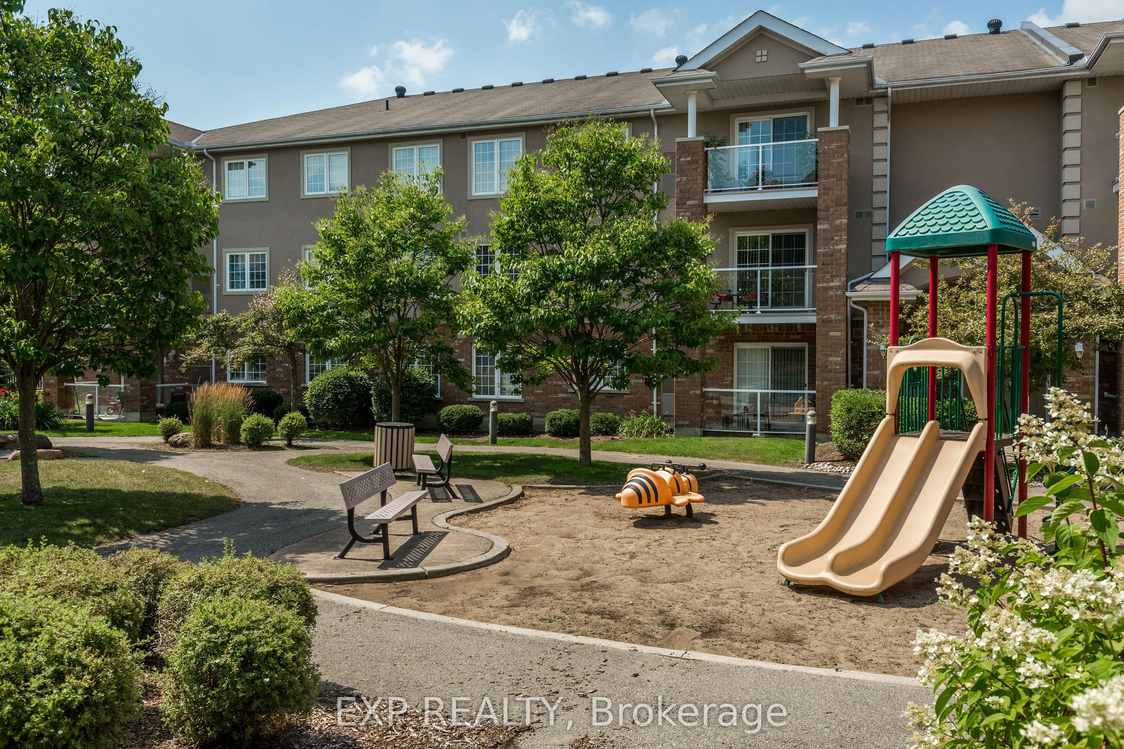 39 Coulter Street, #18