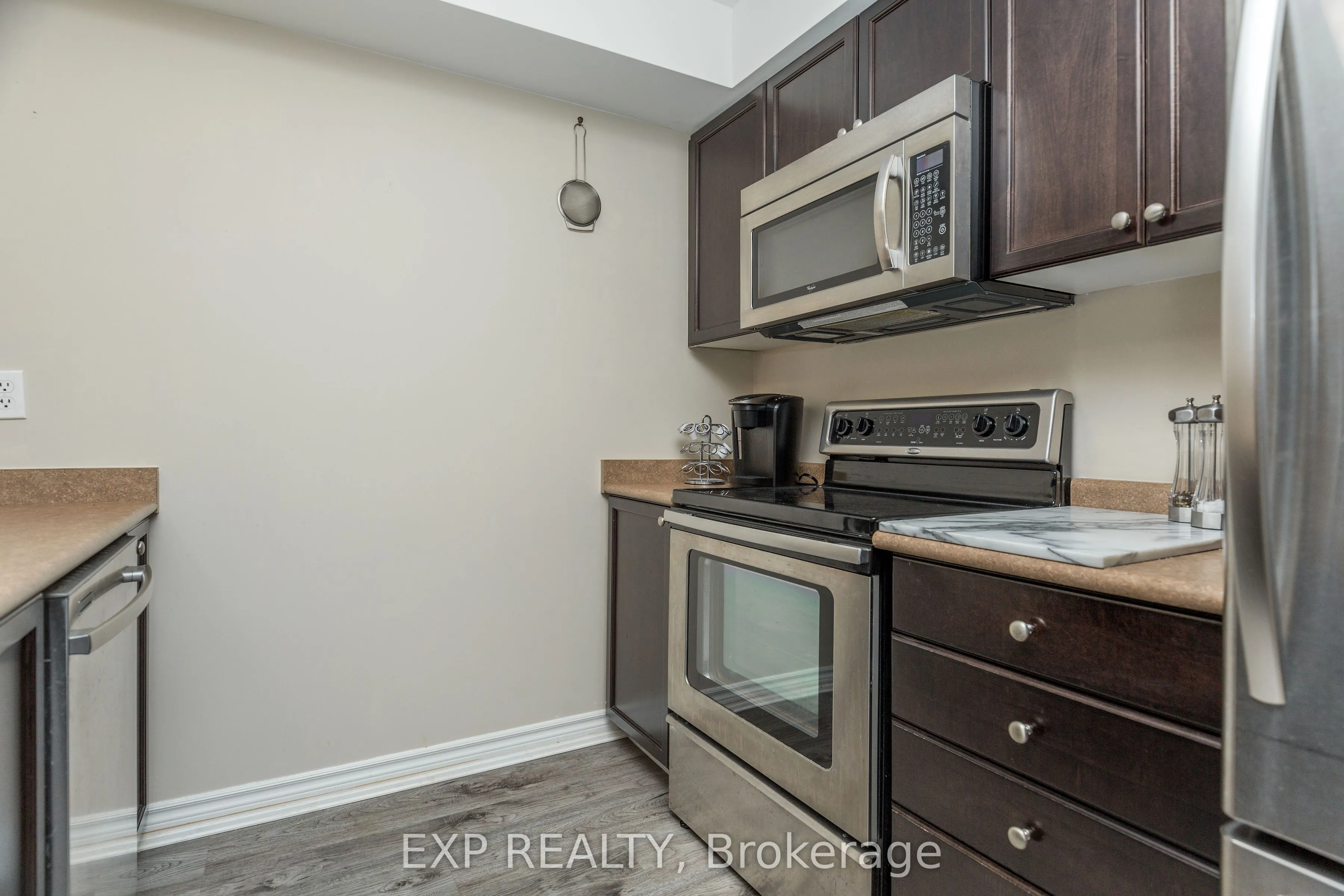39 Coulter Street, #18