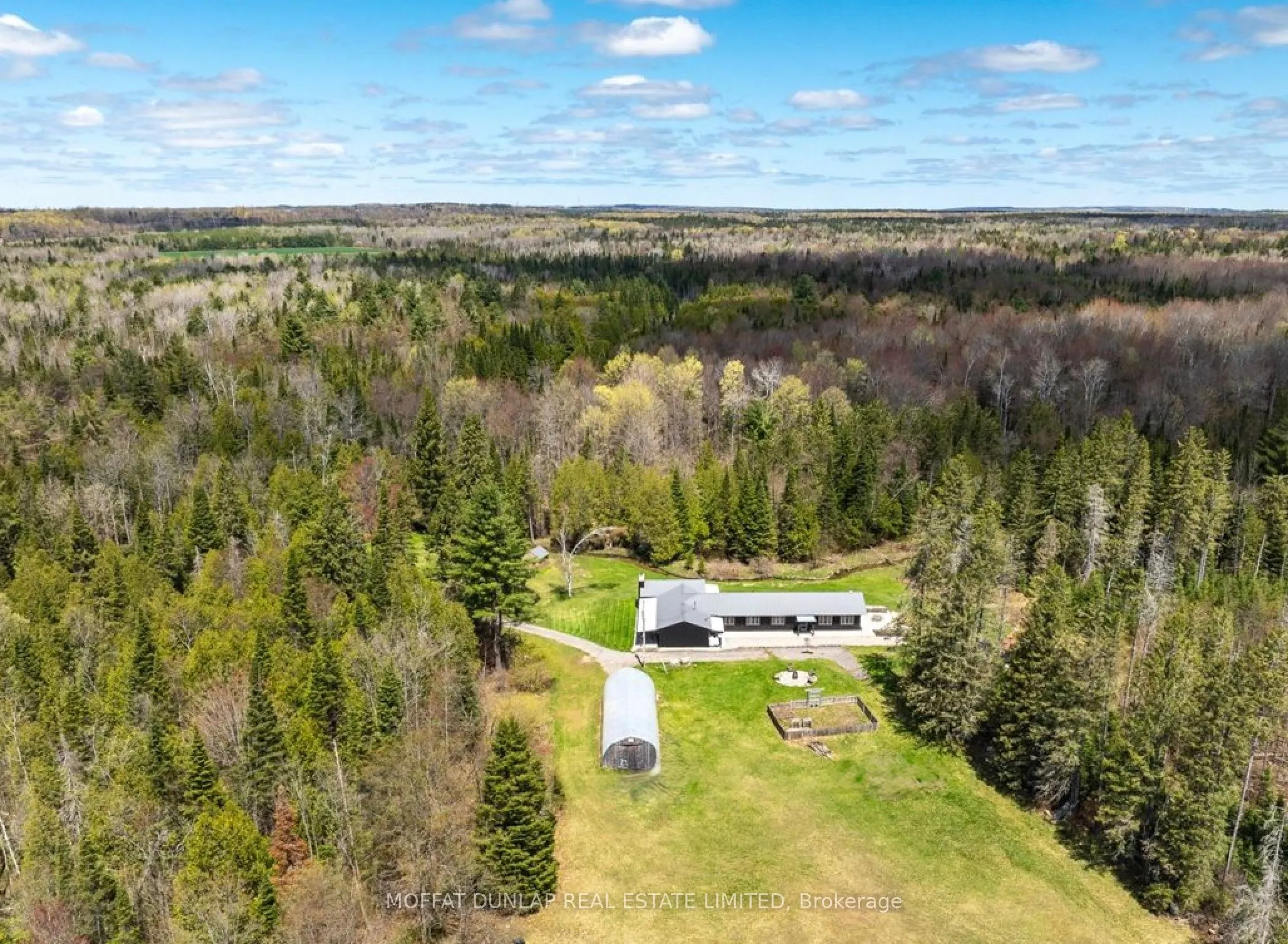 1076 Beaver Lane