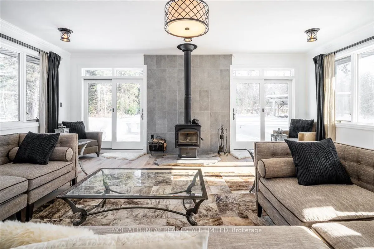 1076 Beaver Lane