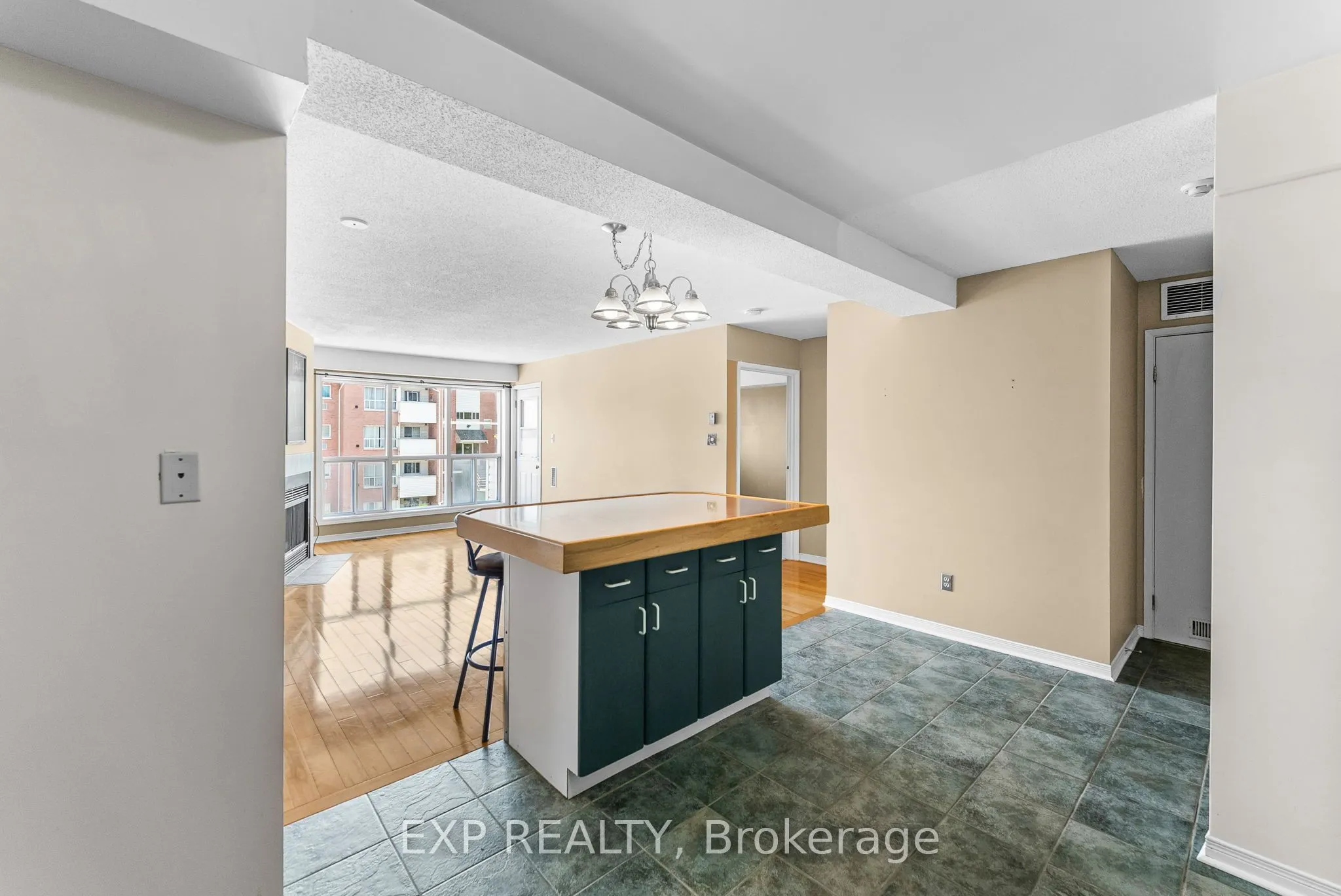 120 Bell Farm Road, #202