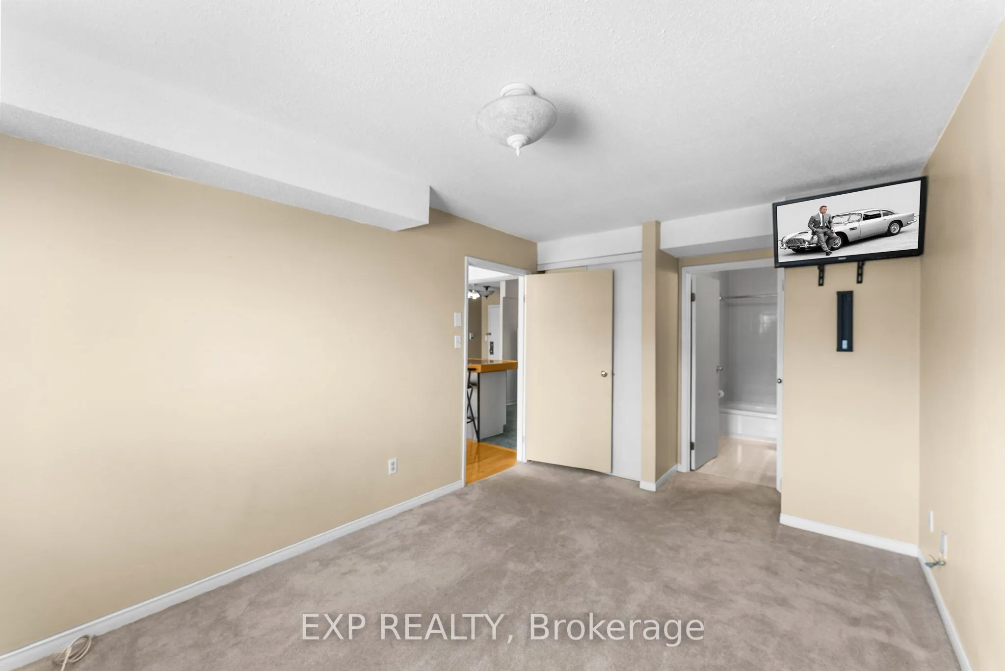 120 Bell Farm Road, #202