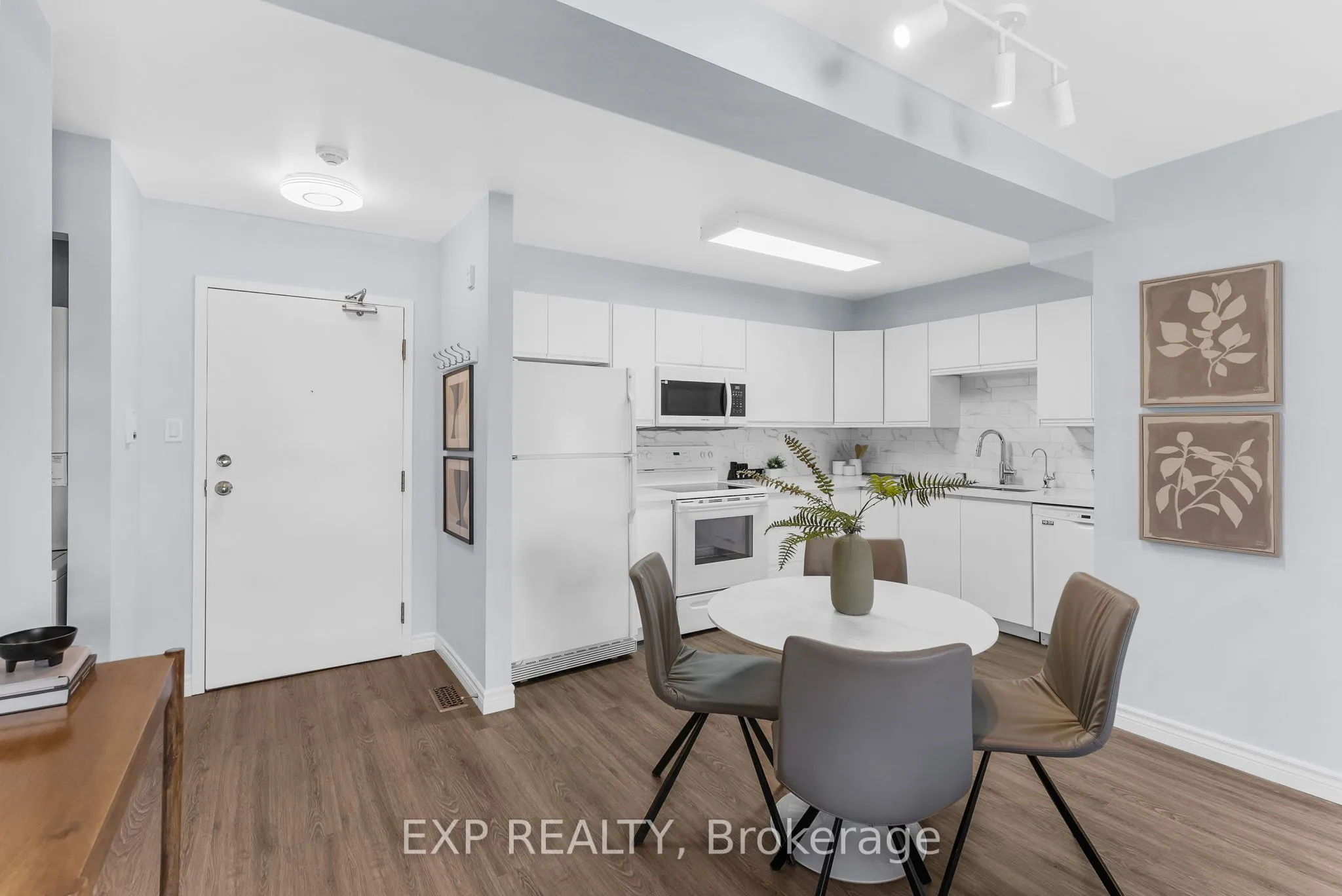 120 Bell Farm Road, #201