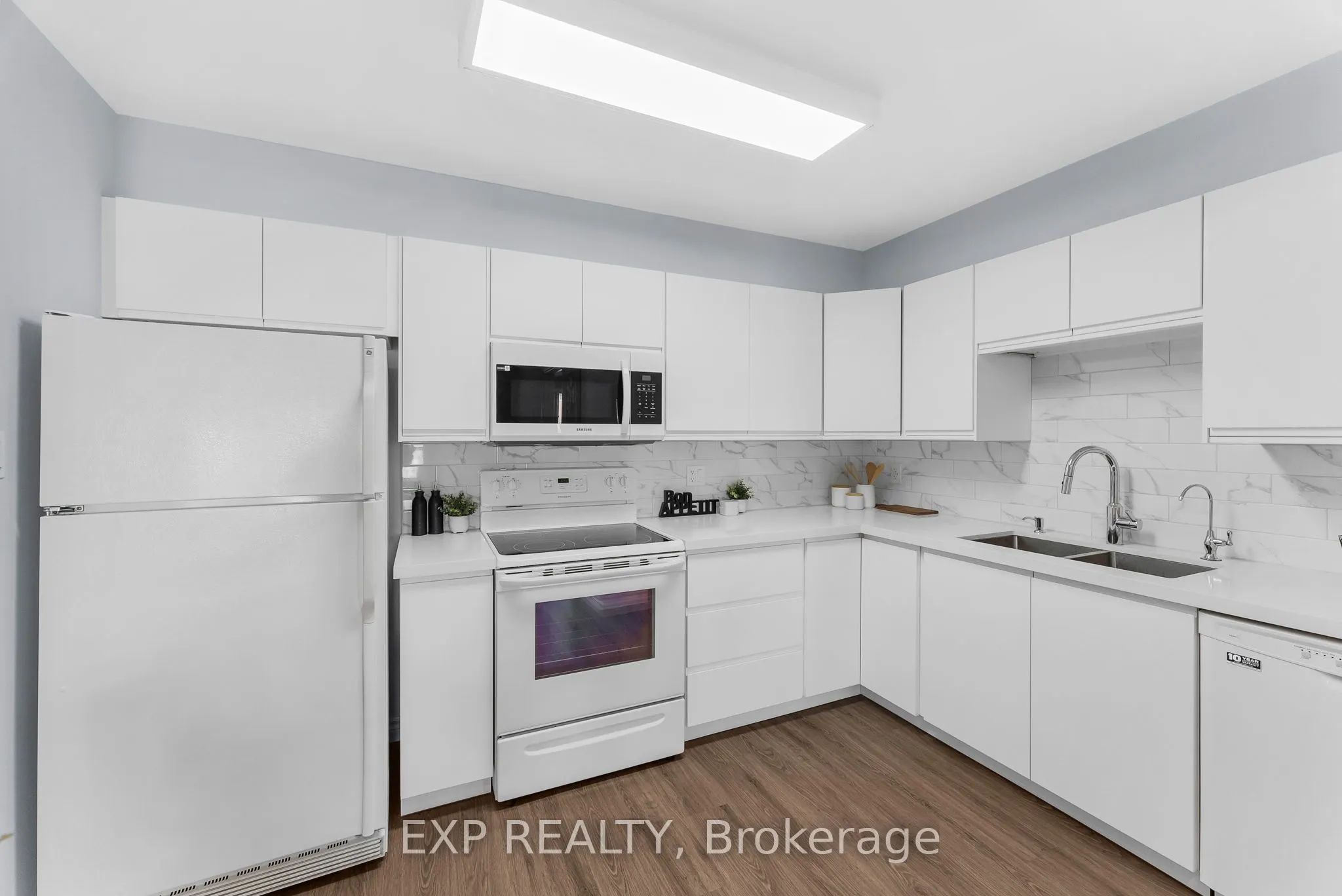 120 Bell Farm Road, #201