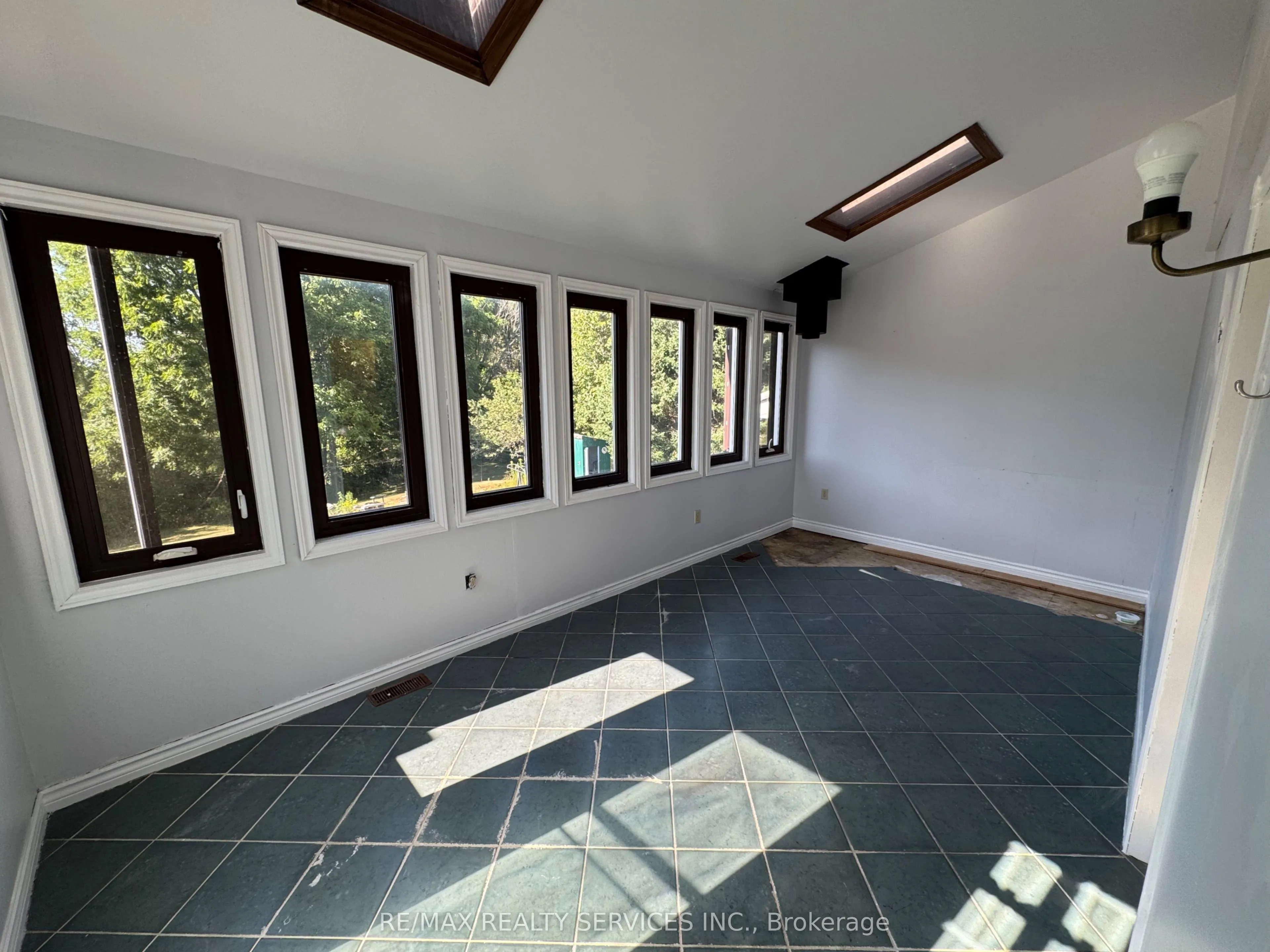 168 Hummingbird Hill Road