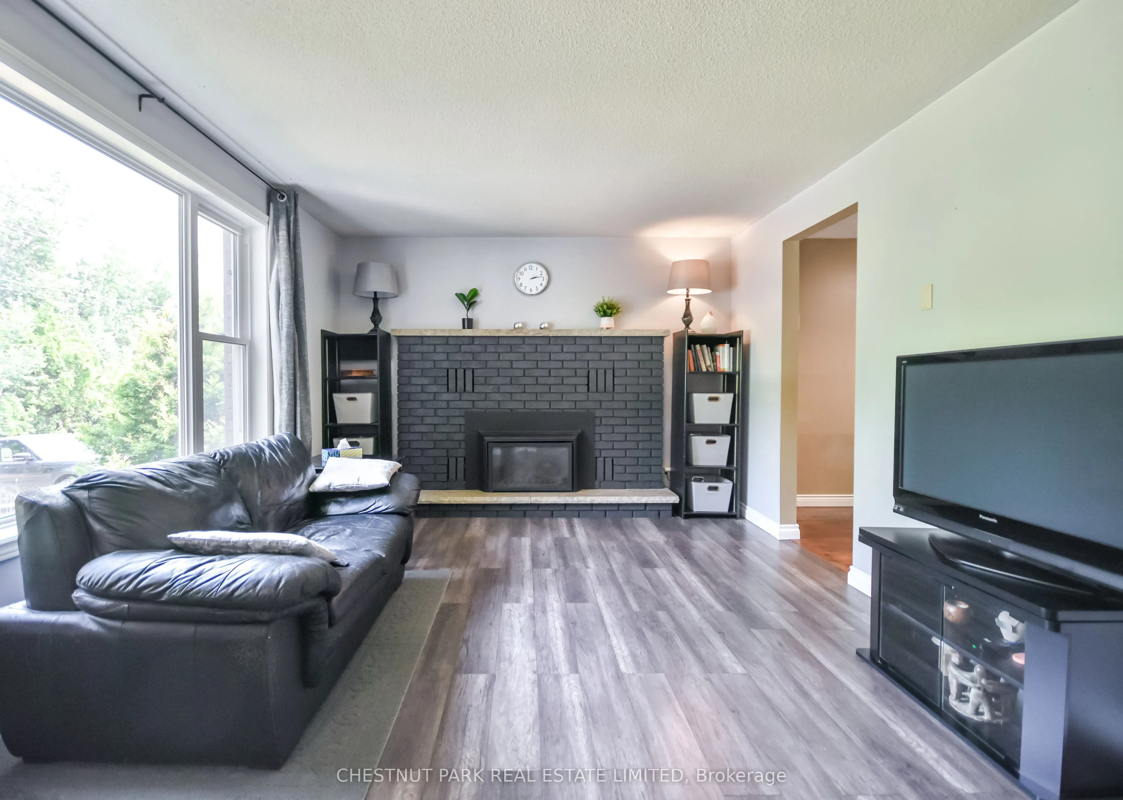 381 Sundial Drive