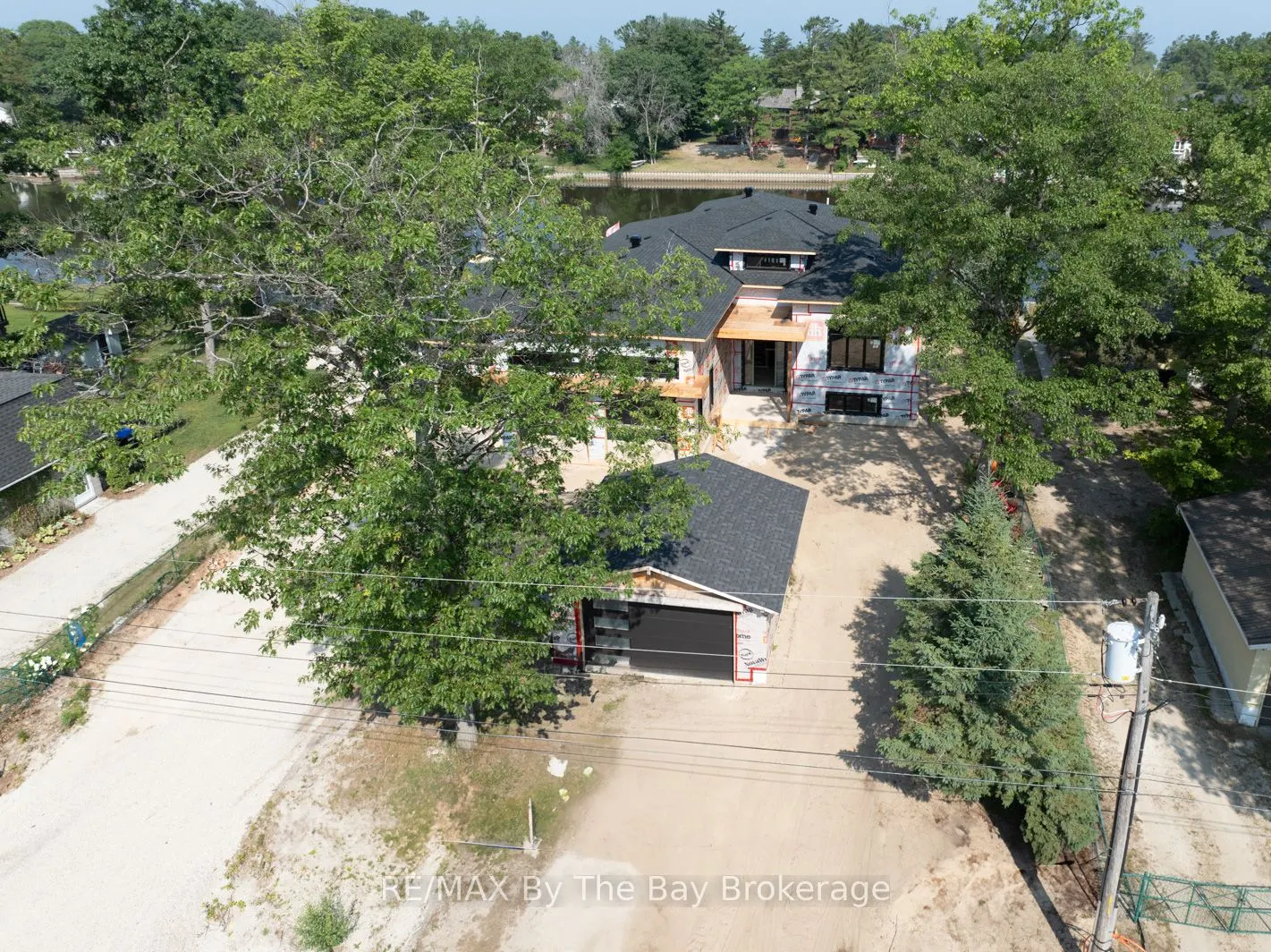 34 Edgewater Road