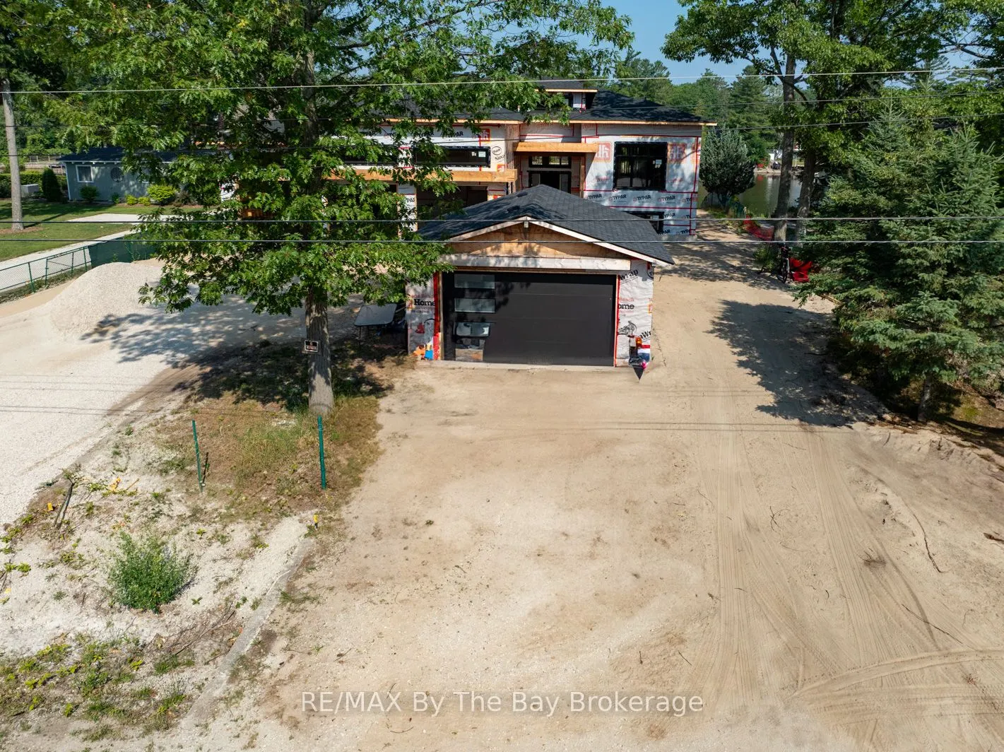 34 Edgewater Road