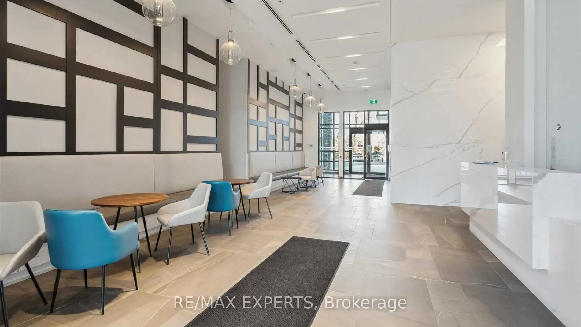 681 Yonge Street, #204