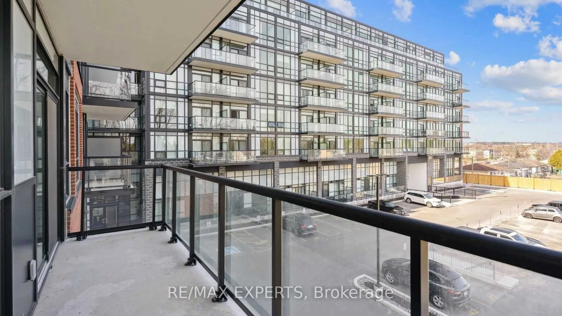 681 Yonge Street, #204