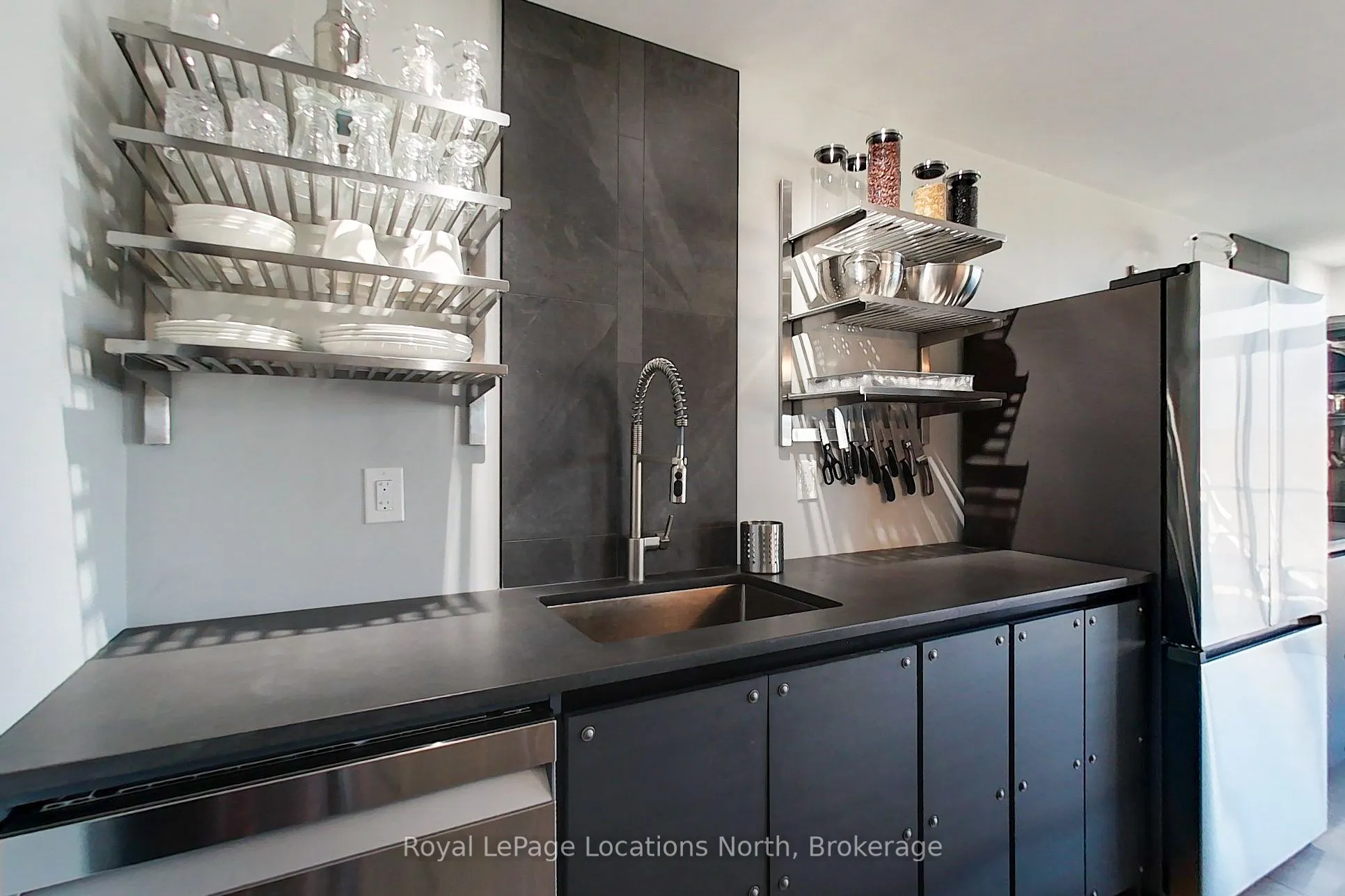 1 Shipyard Lane, #303