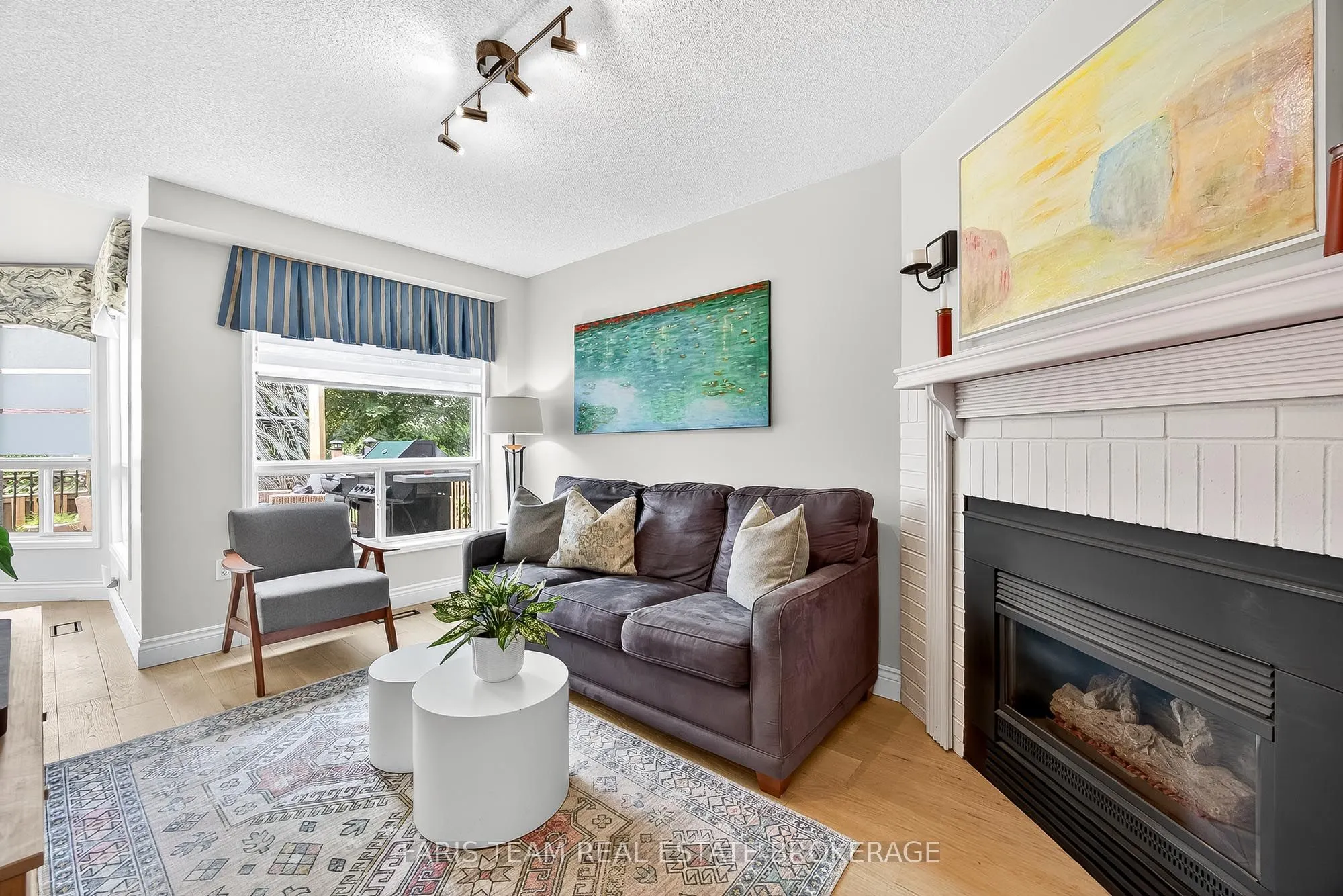 30 Ward Drive