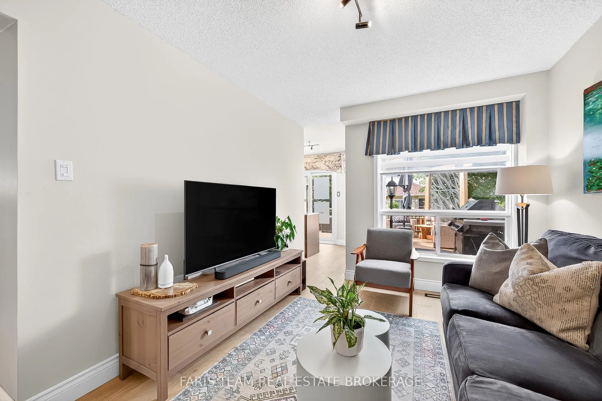 30 Ward Drive