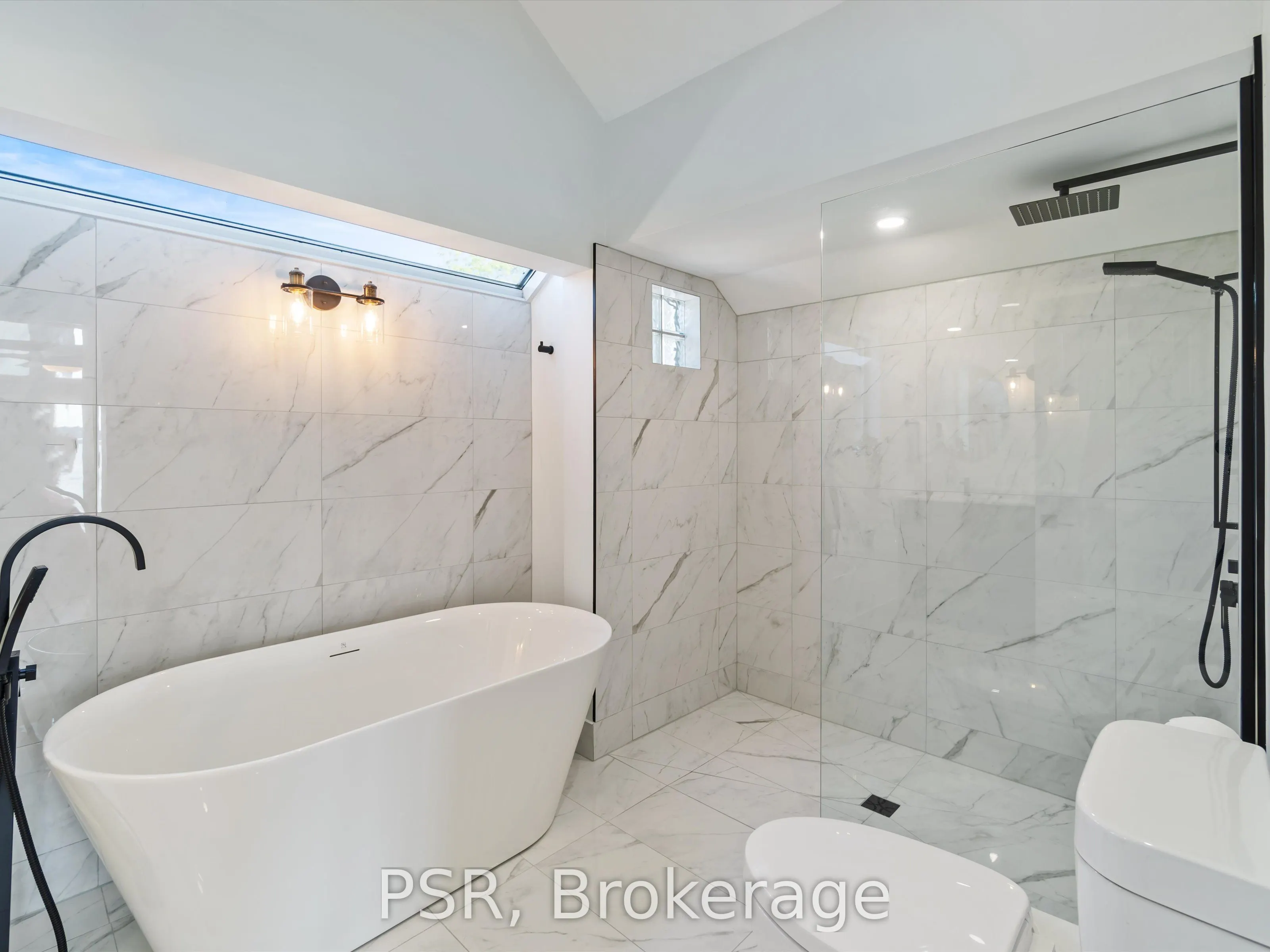 603 Atherley Road, #214