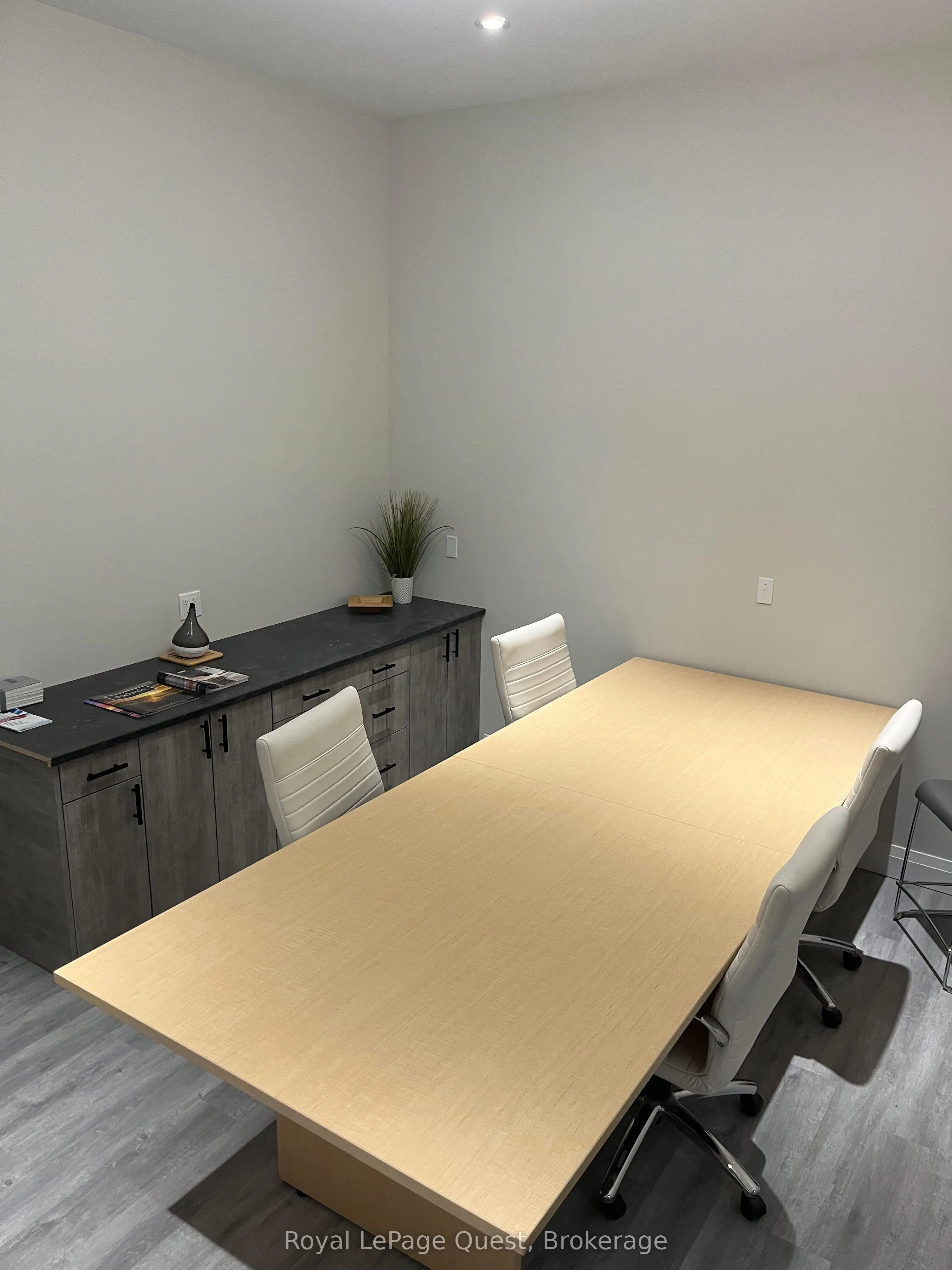 855 Ridge Road W, #2B
