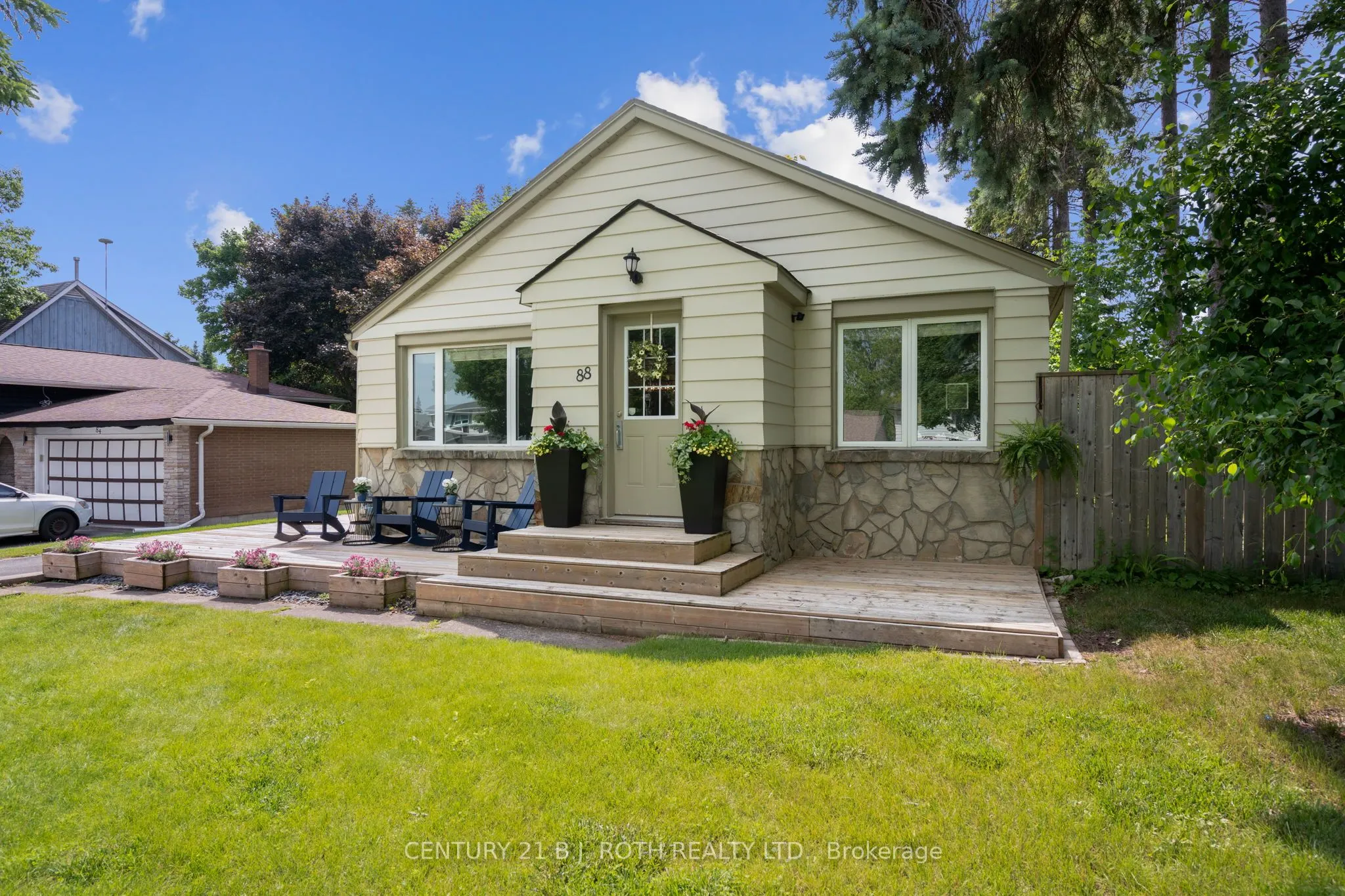 88 Puget Street