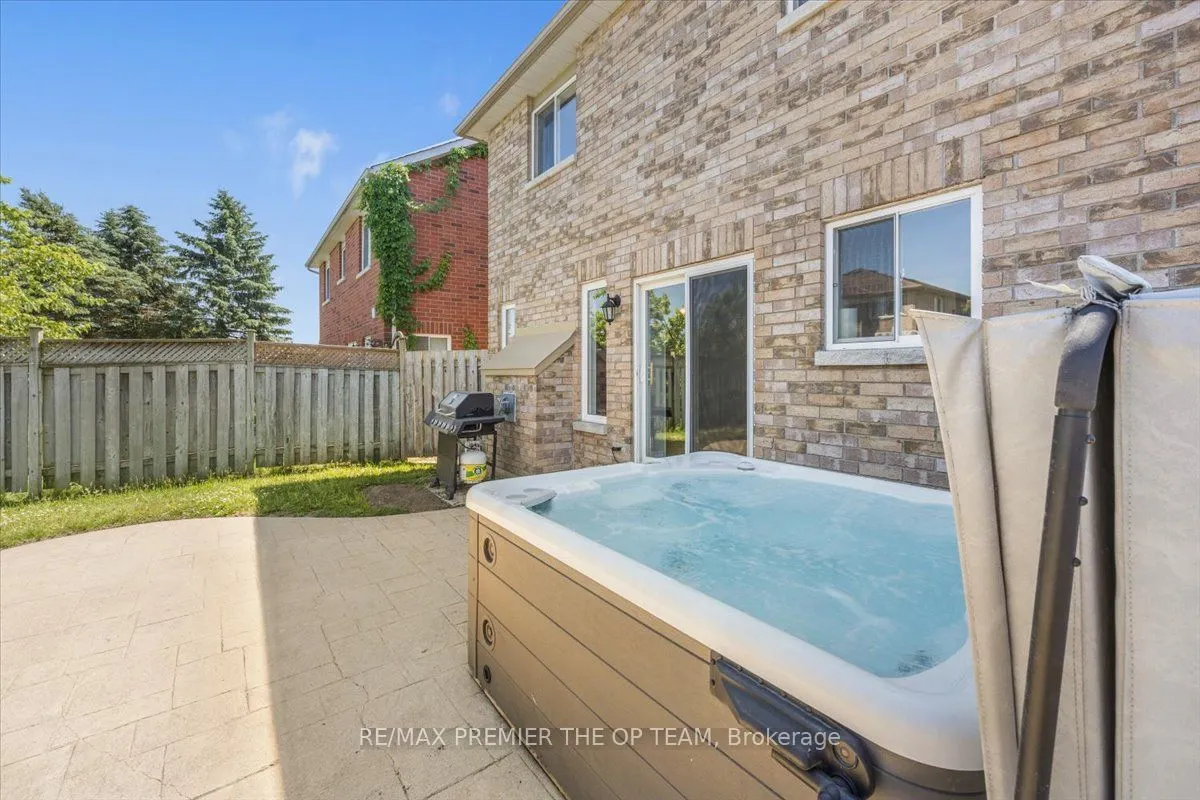 45 Sherwood Court
